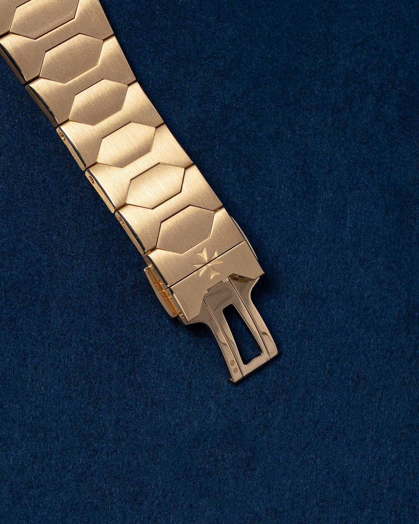 Vacheron Constantin Historiques 222 4200H/222J-B935