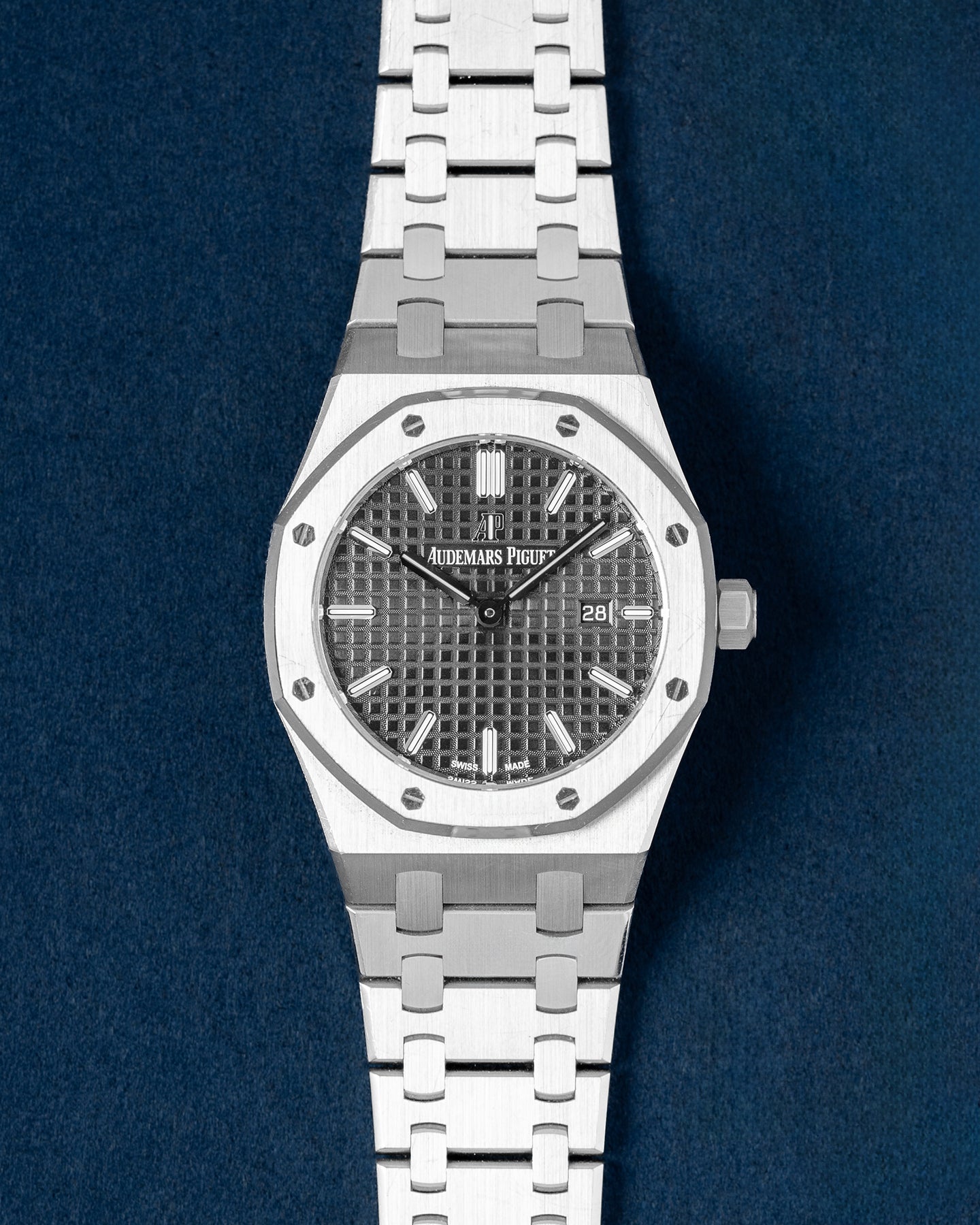 33mm Stainless Steel Audemars Piguet Royal Oak 67650ST Gray Dial Watch