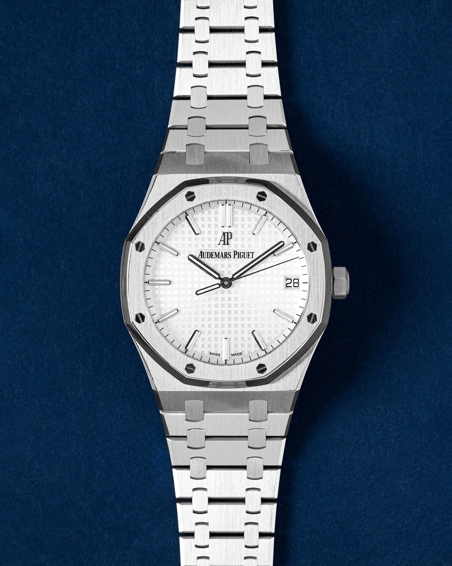 AP Royal Oak 15500ST.OO.1220ST.04 Silver Dial | Grand Caliber Watches USA