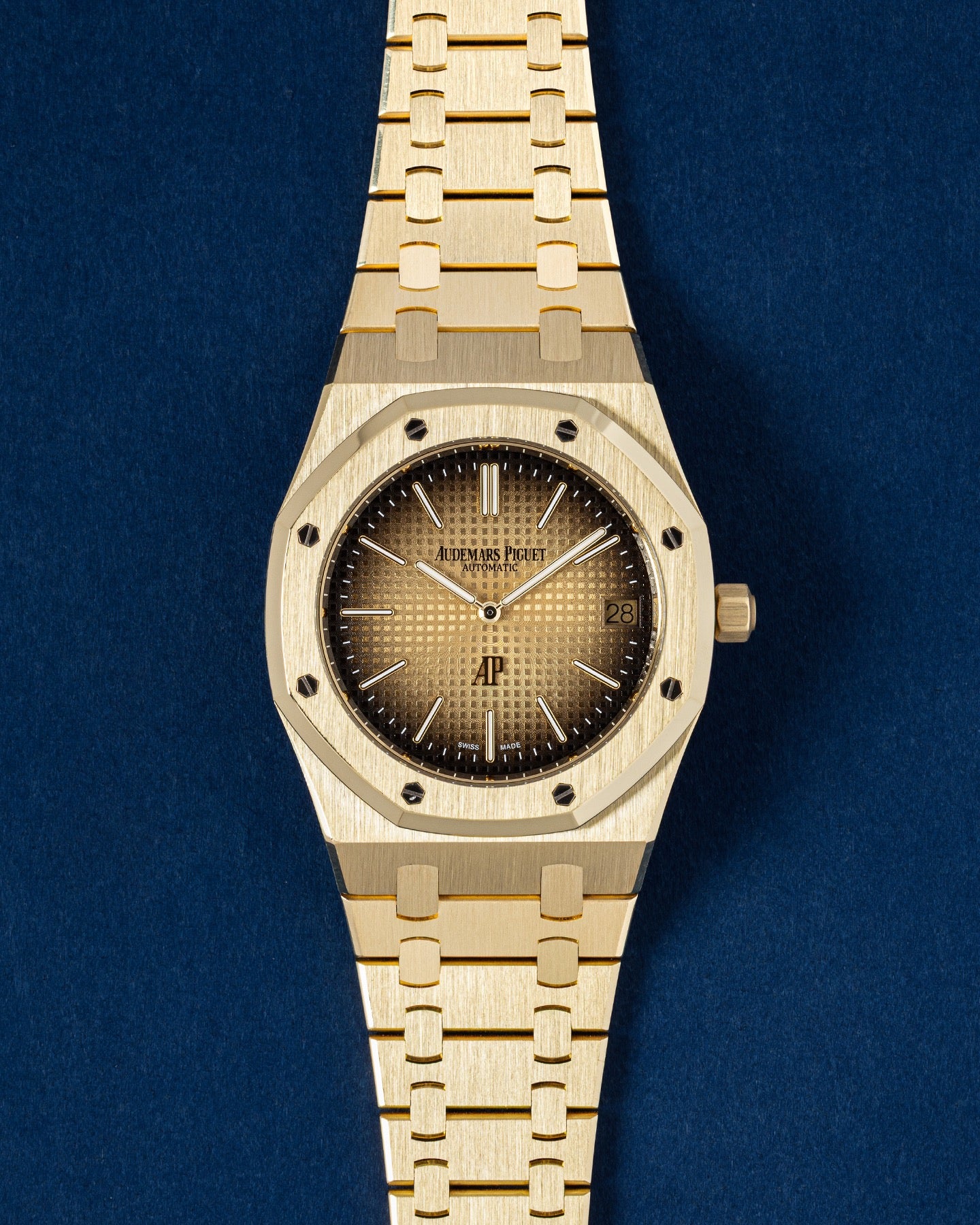 Yellow Gold AP Royal Oak Jumbo 16202BA.OO.1240BA.02 | Grand Caliber