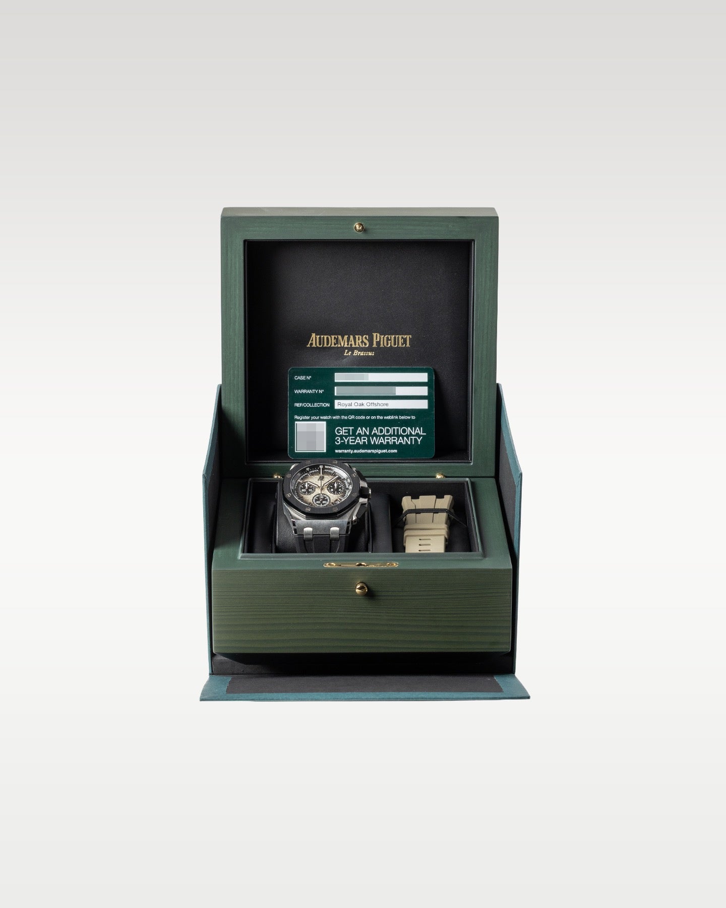 AP Royal Oak Offshore Chrono 43MM 26420SO.OO.A600CA.01 | Grand Caliber