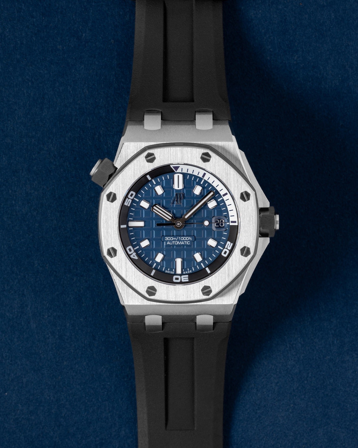 Audemars Piguet Royal Oak Offshore Diver 15720ST.OO.A027CA.01