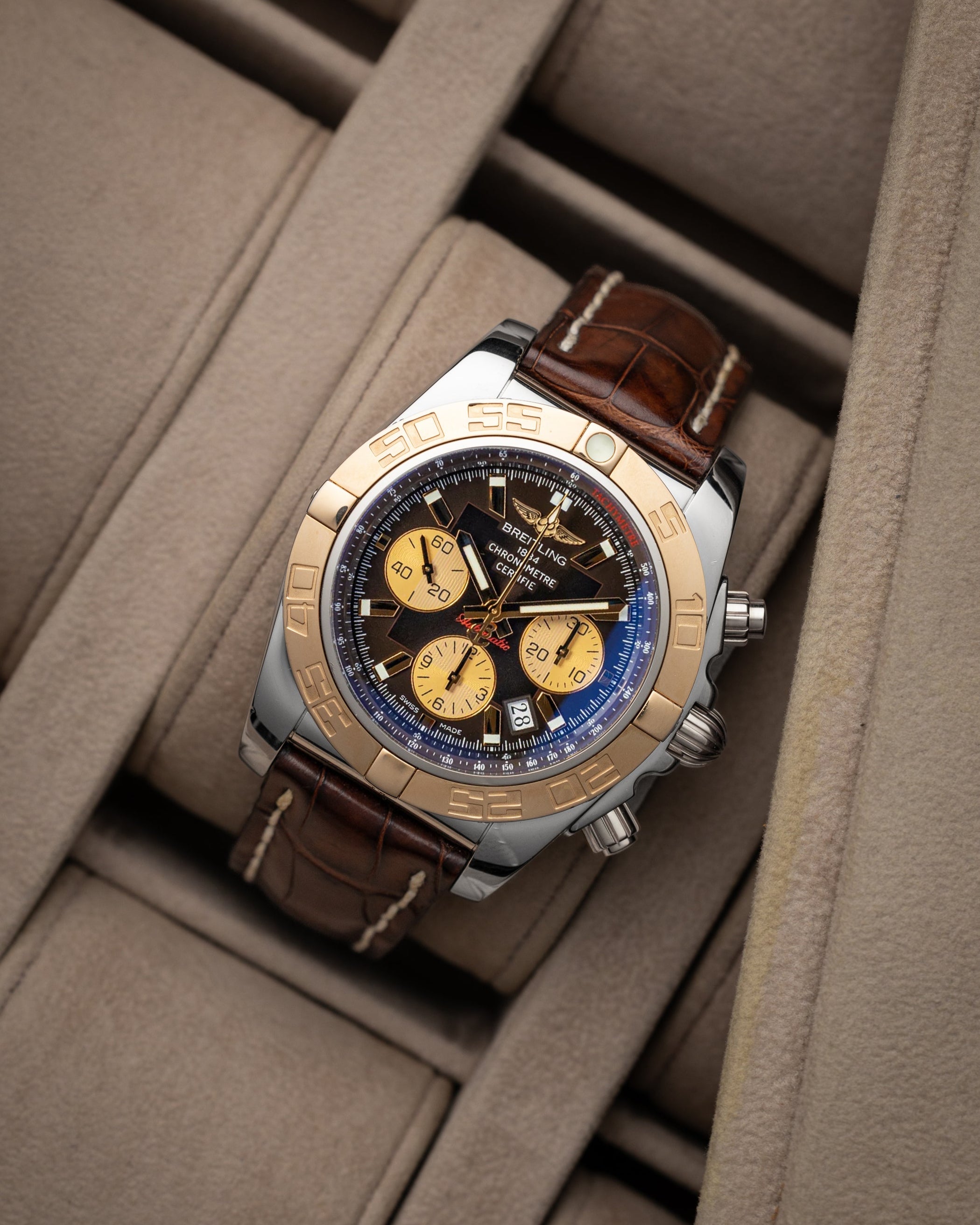 Breitling Chronomat 44 CB011012.Q576.375C