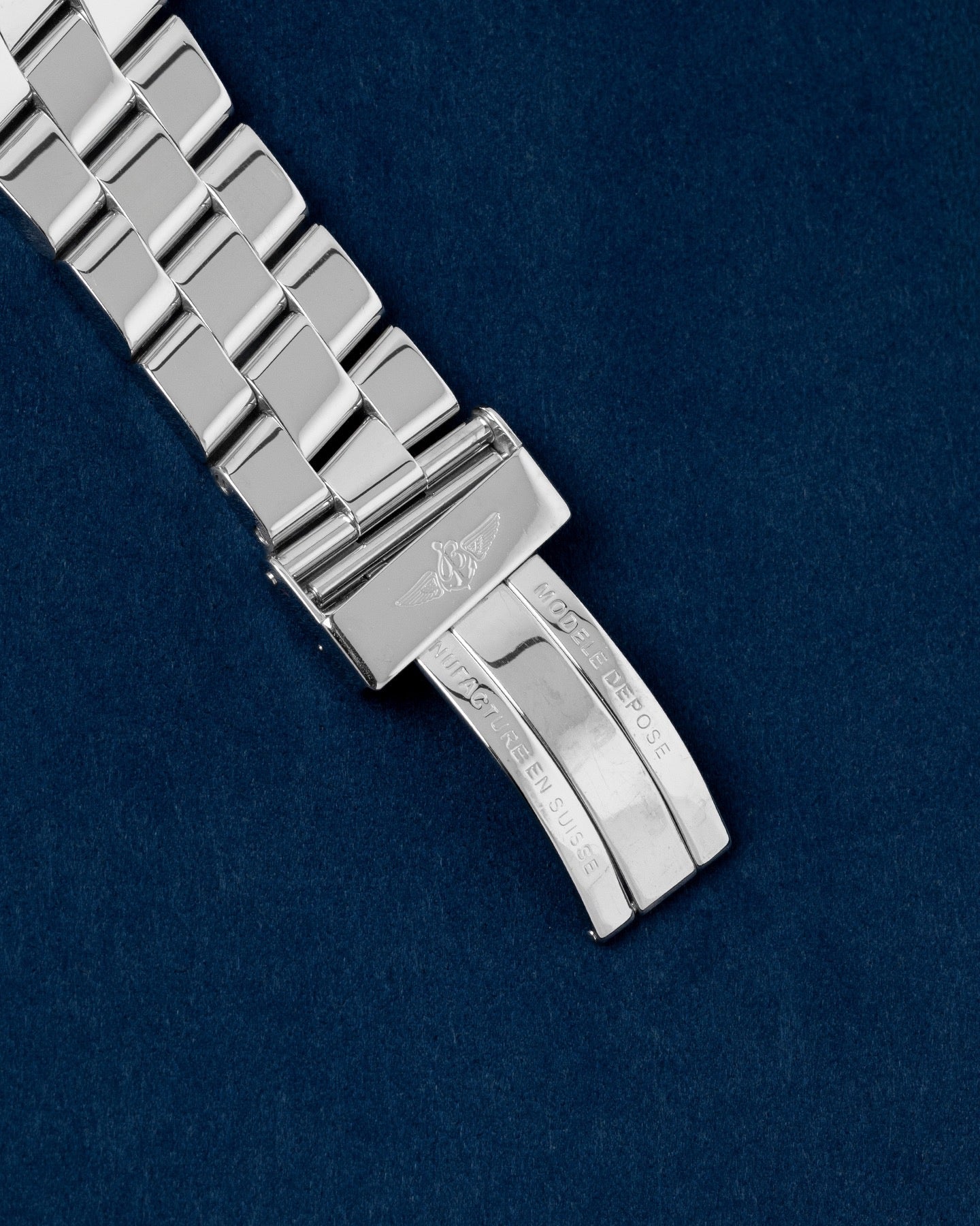 Breitling Super Avenger 48 A13370 | Grand Caliber Watches Near You