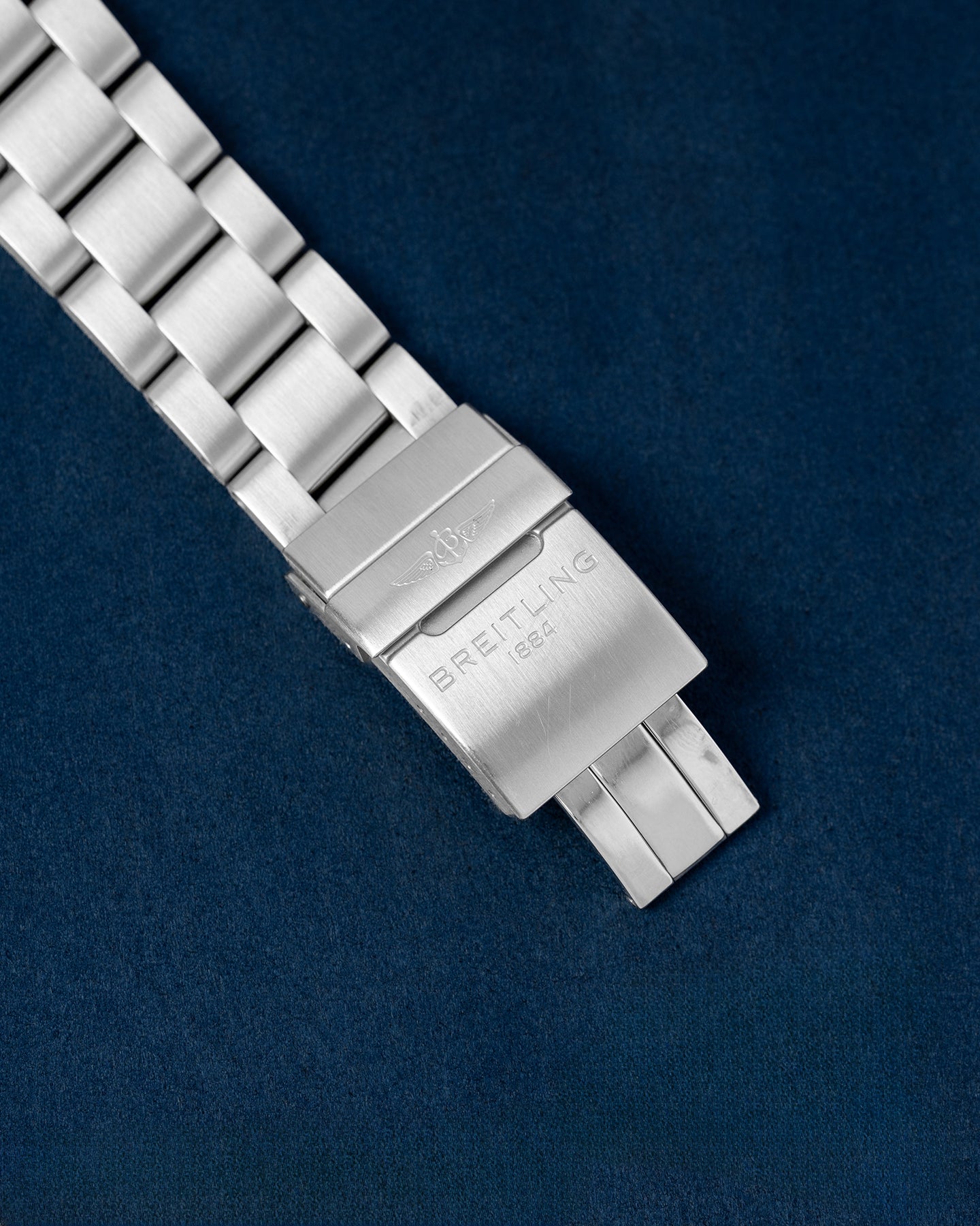 Breitling Superocean A137367