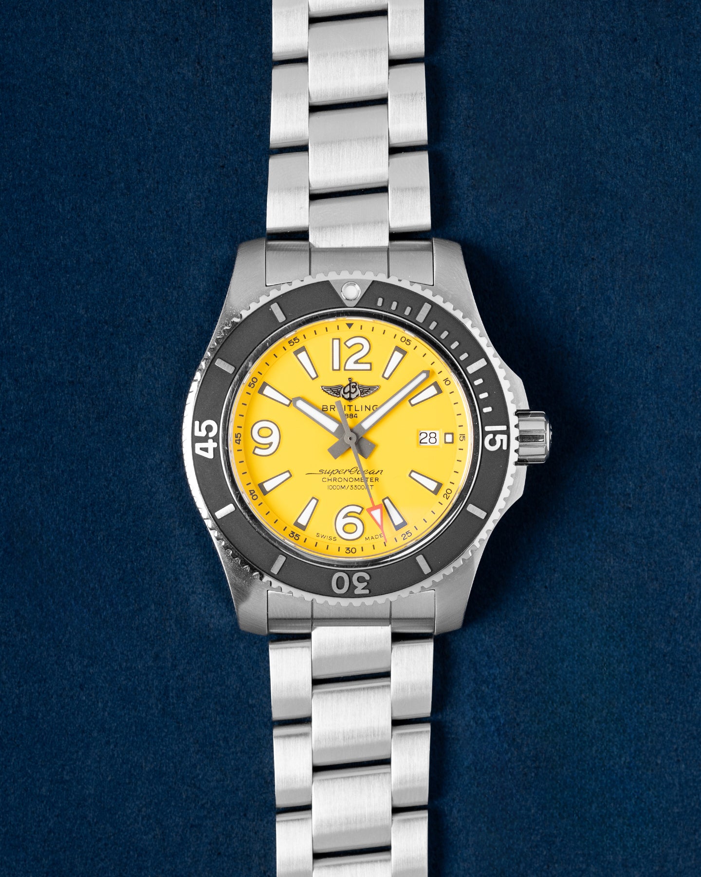 Breitling Superocean A137367