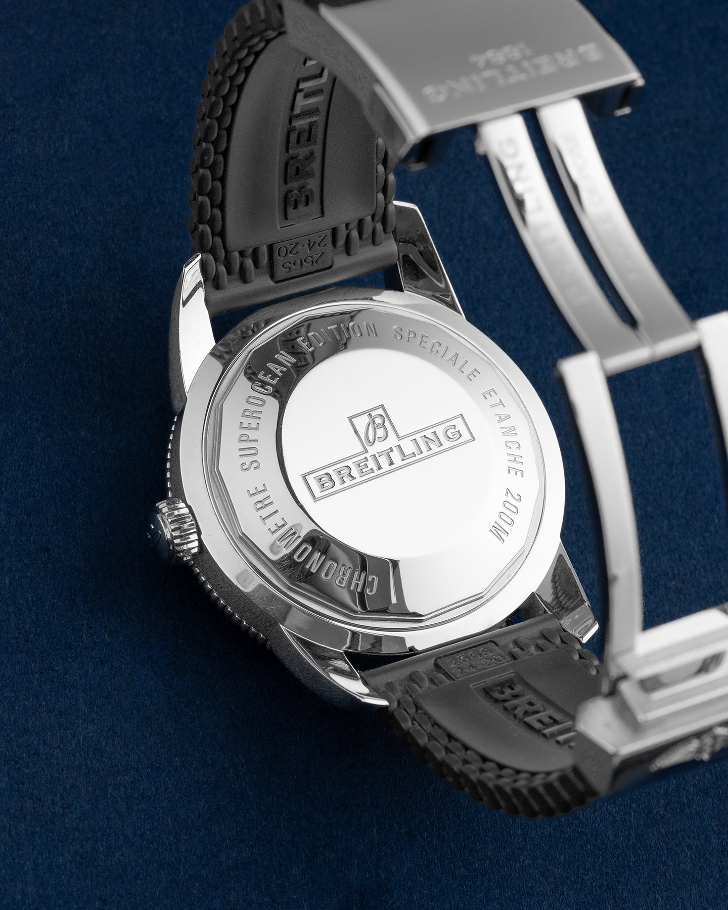 Black 46mm Stainless Steel Breitling Superocean Heritage II AB2020