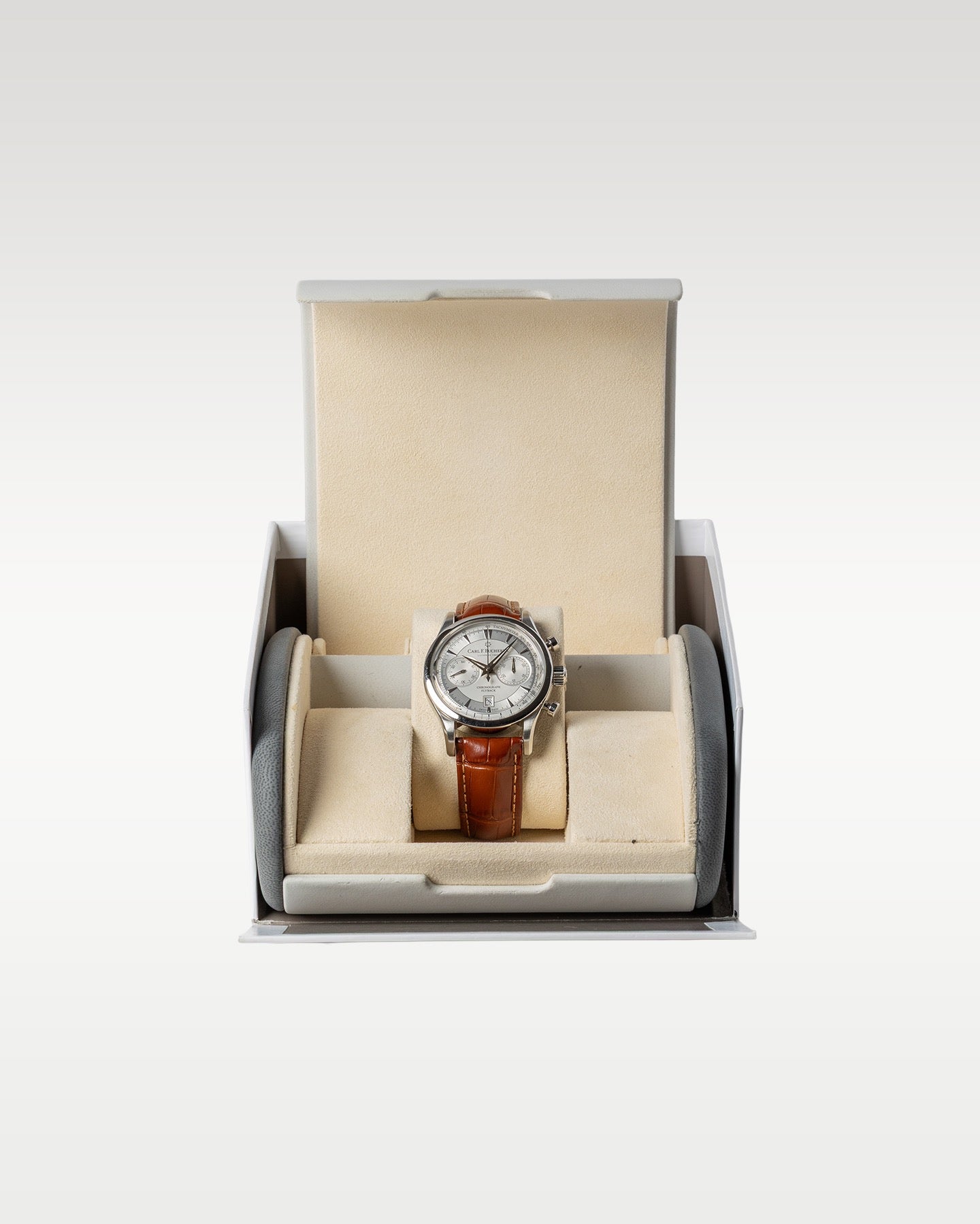 Carl F. Bucherer Manero Flyback 00.10919.08.13.01