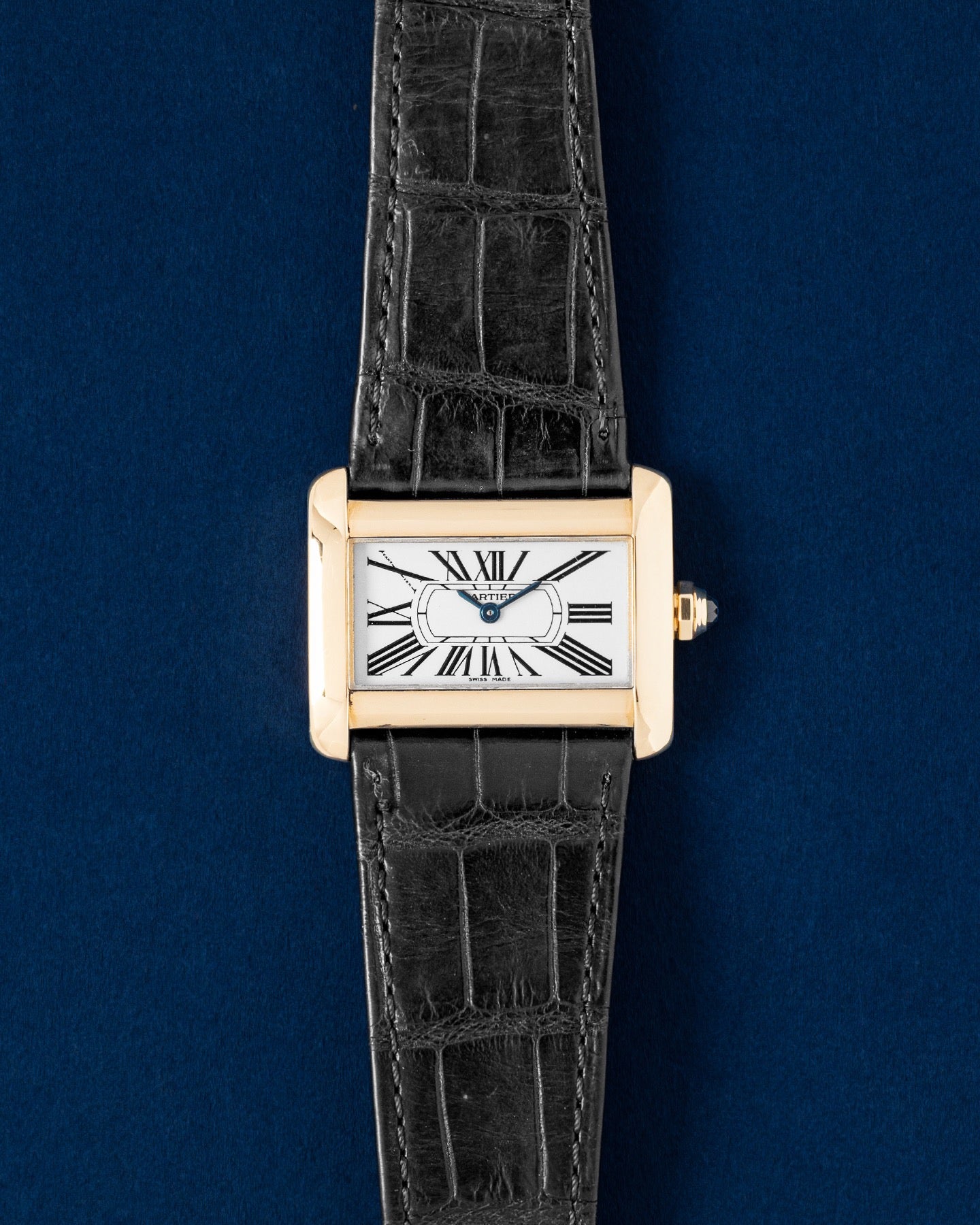 Yellow Gold Cartier Tank Divan Quartz W6300356 – Grand Caliber