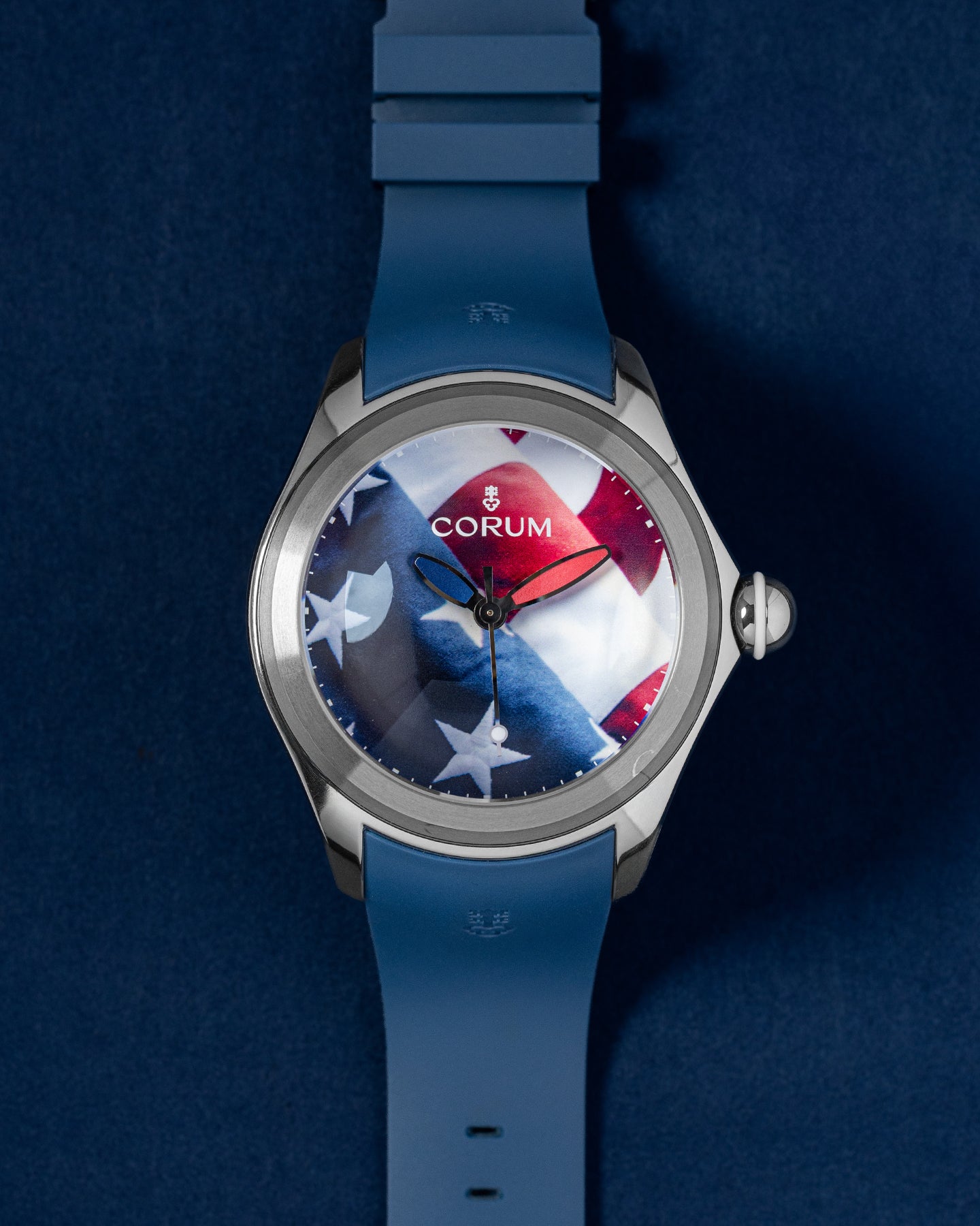 Corum Bubble Flag 082.310.20/0373US01