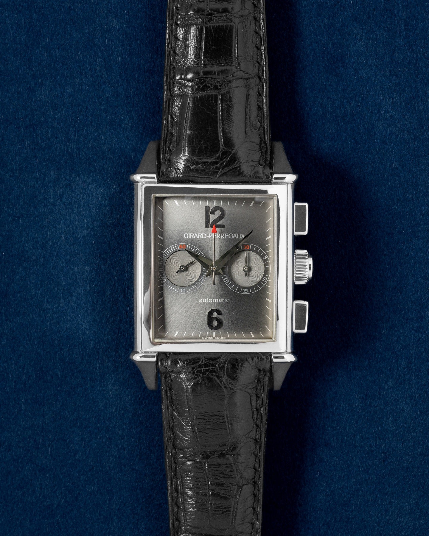 Girard-Perregaux Collection Prestige Vintage 1945 25850.0.71.2152/25990.0.71.2152/25800.0.71.215