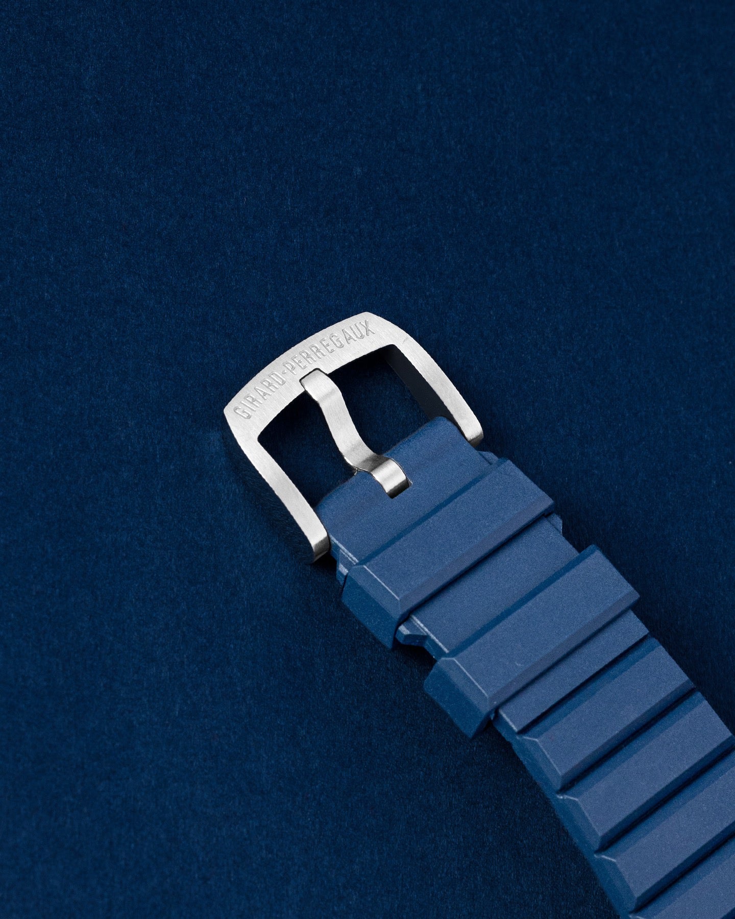 Titanium Girard-Perregaux Deep Diver Bamford 39500 | Grand Caliber USA