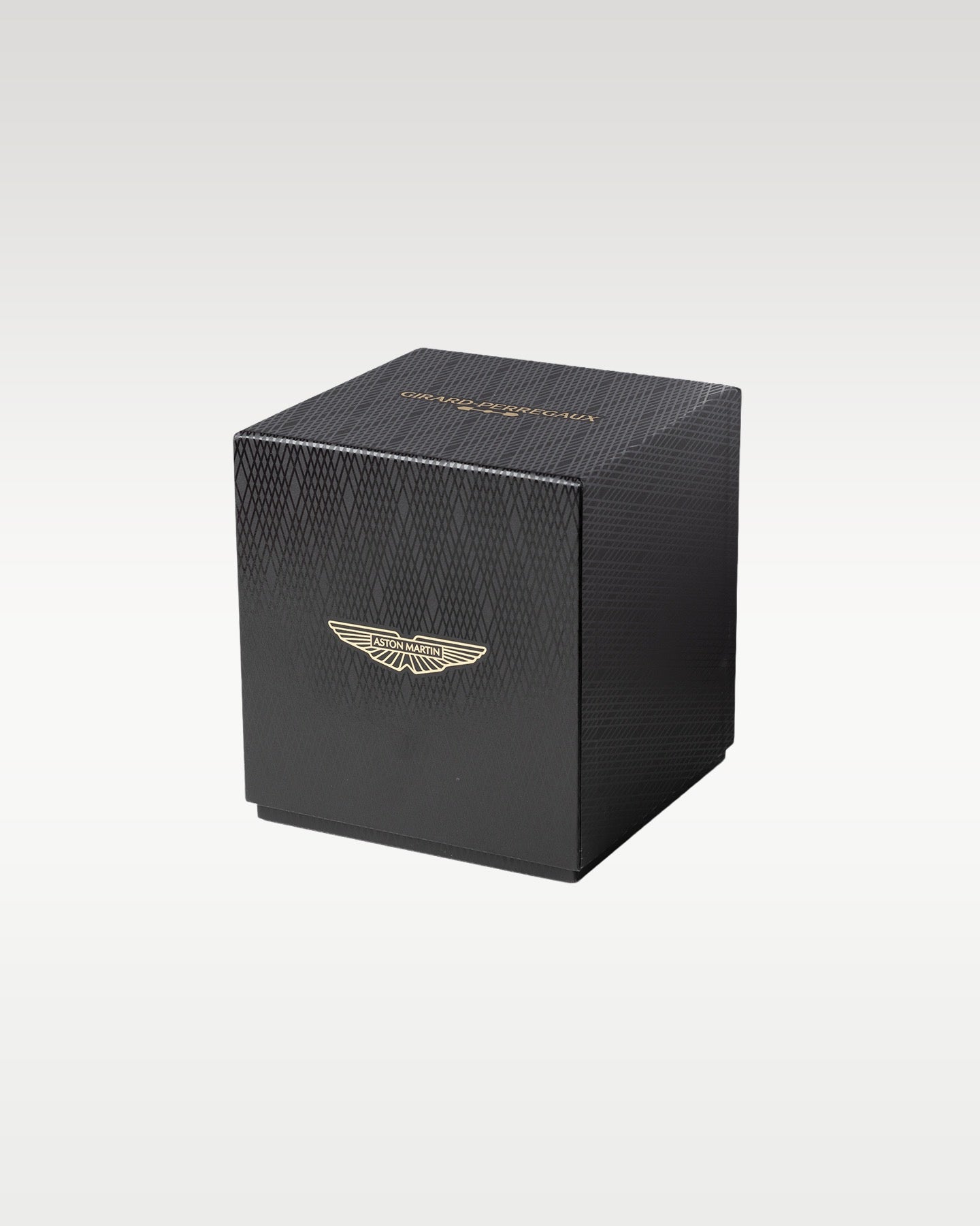 Girard Perregaux Laureato Green Aston Martin Edition 81005-32-3080-1CX, original box