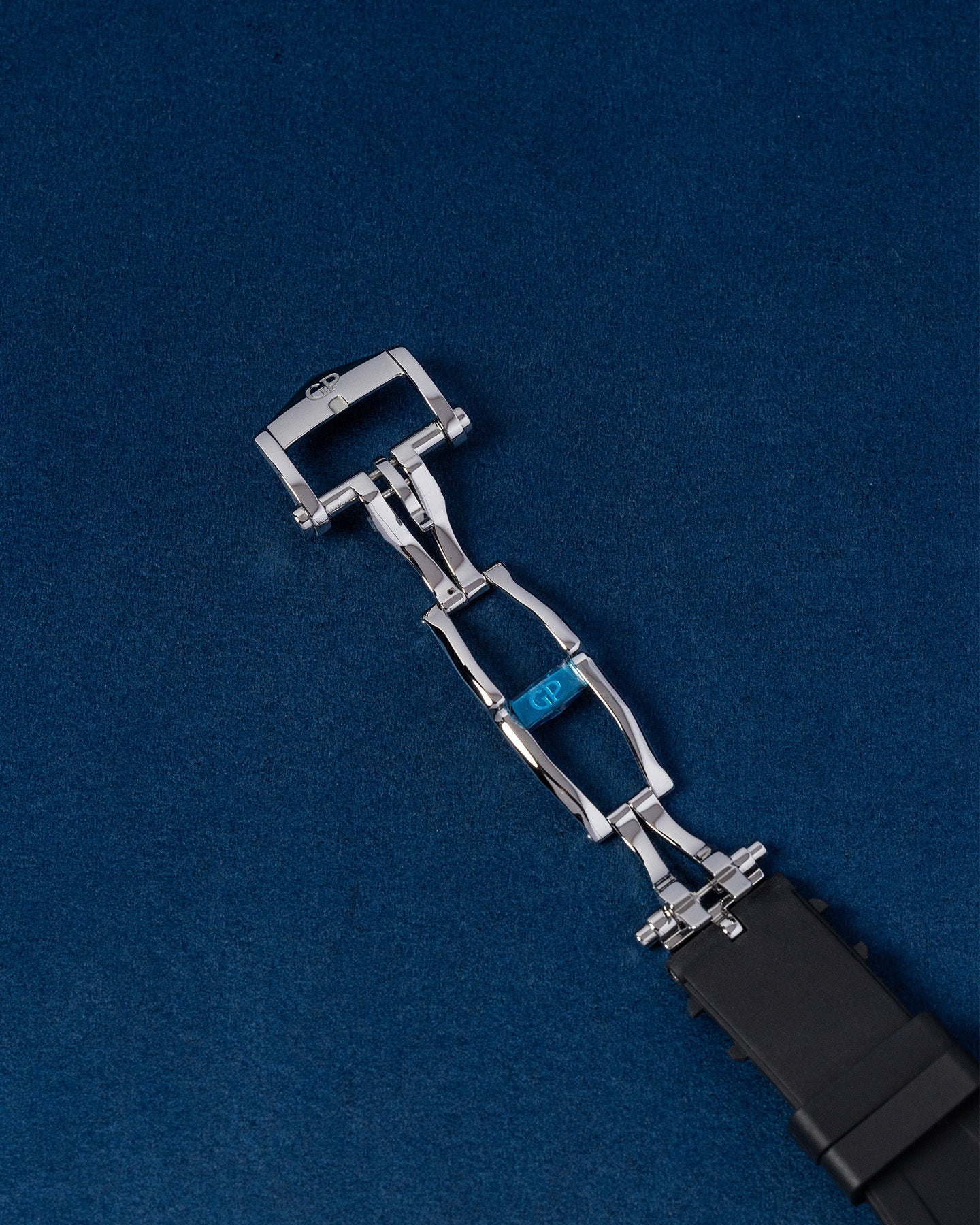 Girard Perregaux Laureato 81005-11-231-BB6A