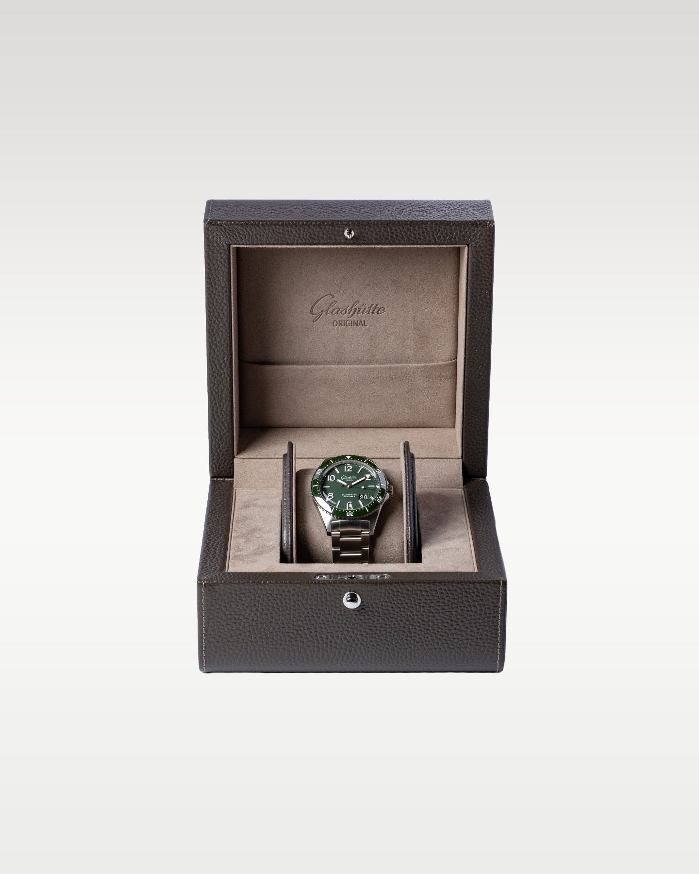 Glashütte Original SeaQ Panoramadatum 1-36-13-07-83-70