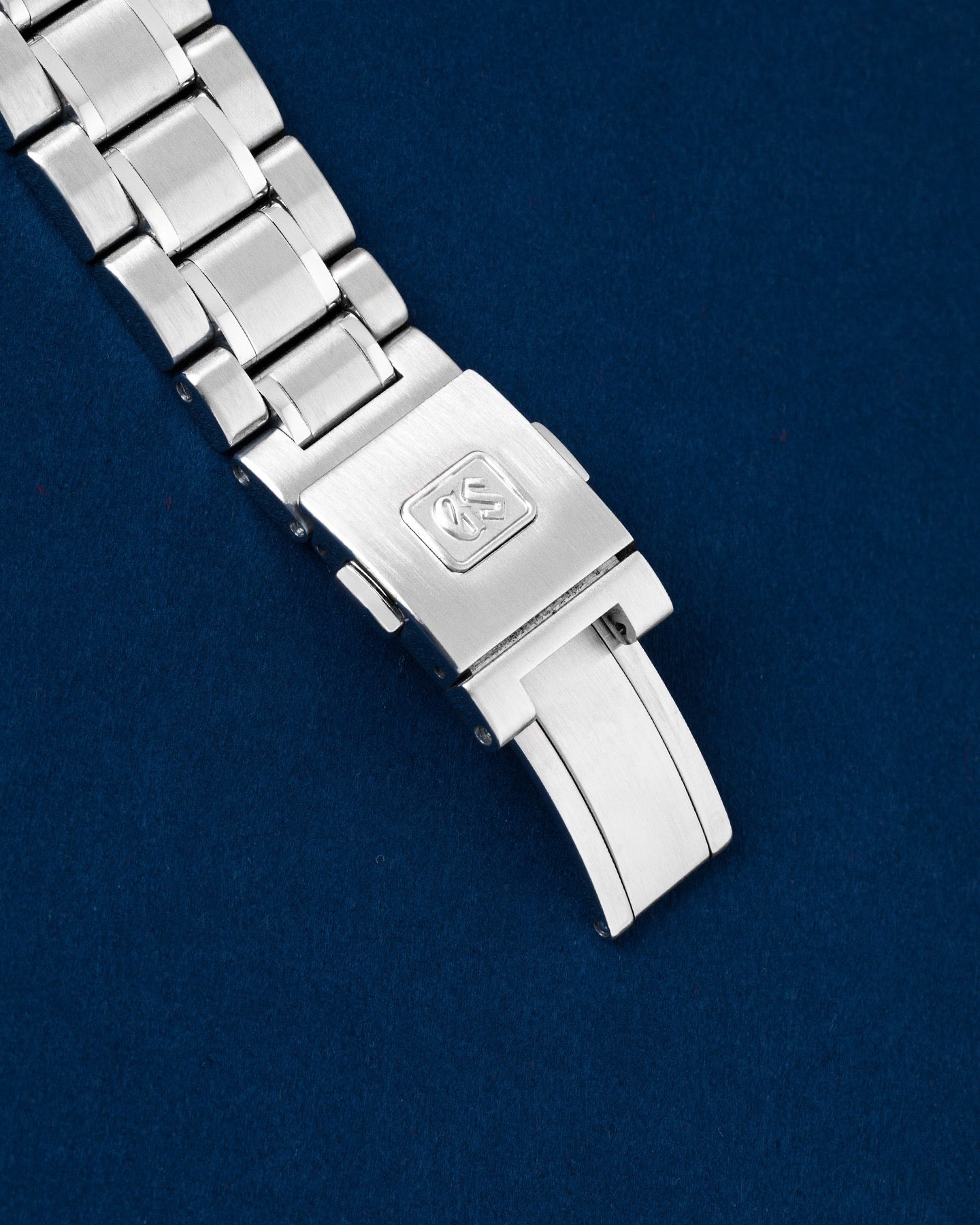 Grand Seiko Spring Drive GMT SBGE211