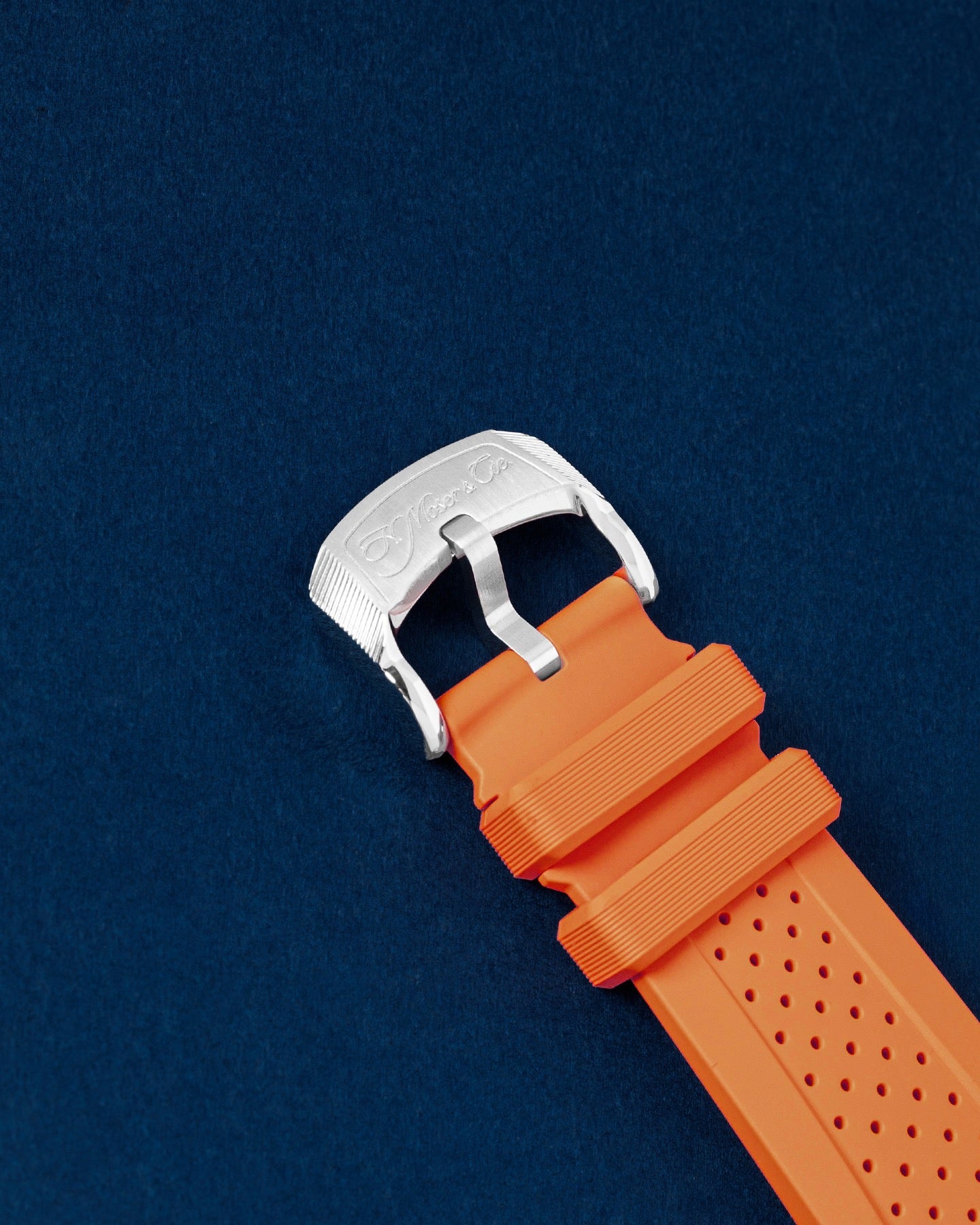 H.Moser & Cie. Pioneer Centre Seconds Mega Cool Blue Lagoon 3200-1214