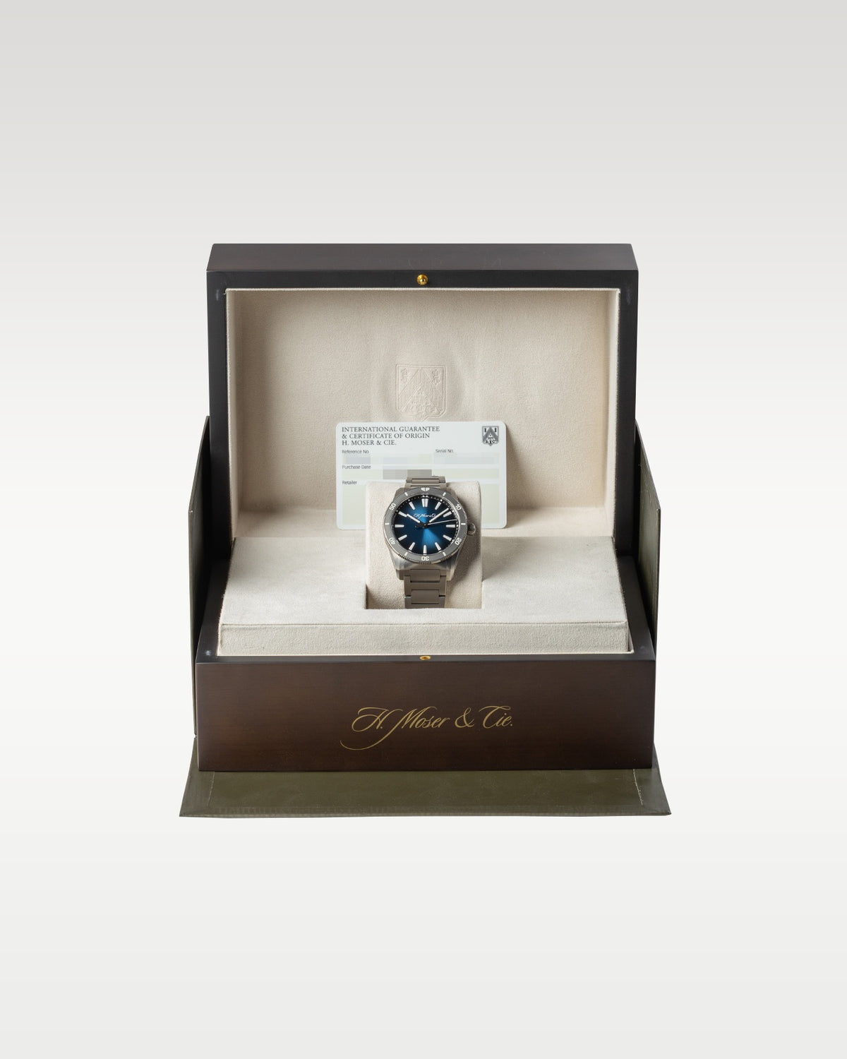 H. Moser & Cie, Pioneer Centre Seconds Titanium, 3200-0500 | Grand Caliber