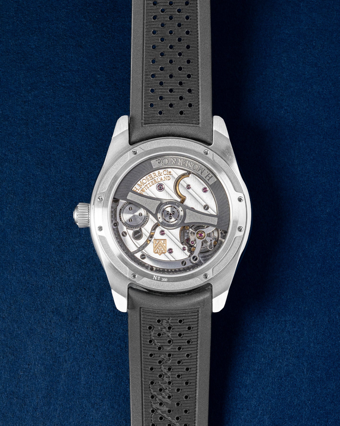 42.8mm Midnight Blue H.moser & Cie. Pioneer Centre Seconds 3200-1200 Watch at Grand Caliber