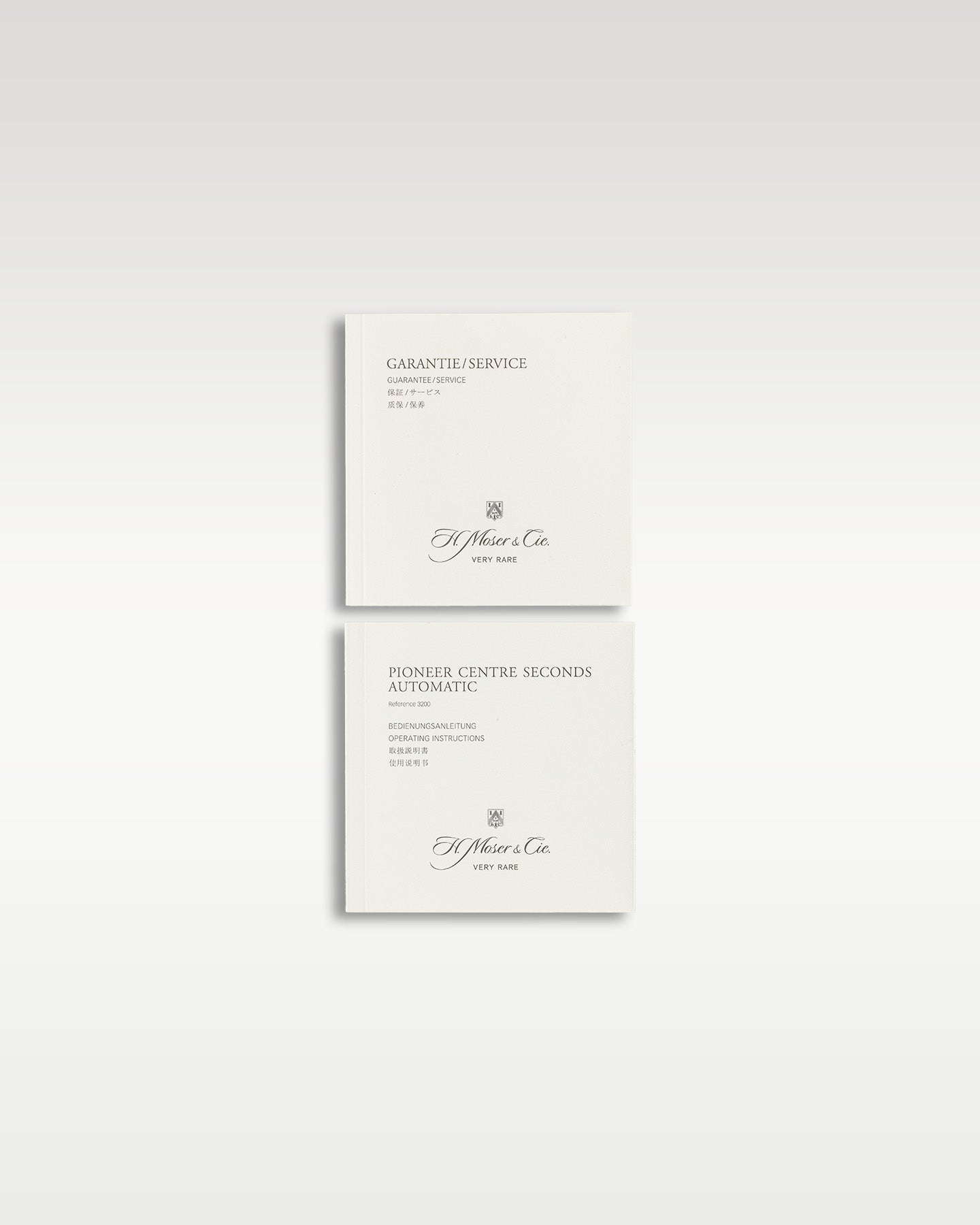 42.8mm Midnight Blue H.moser & Cie. Pioneer Centre Seconds 3200-1200 Watch at Grand Caliber