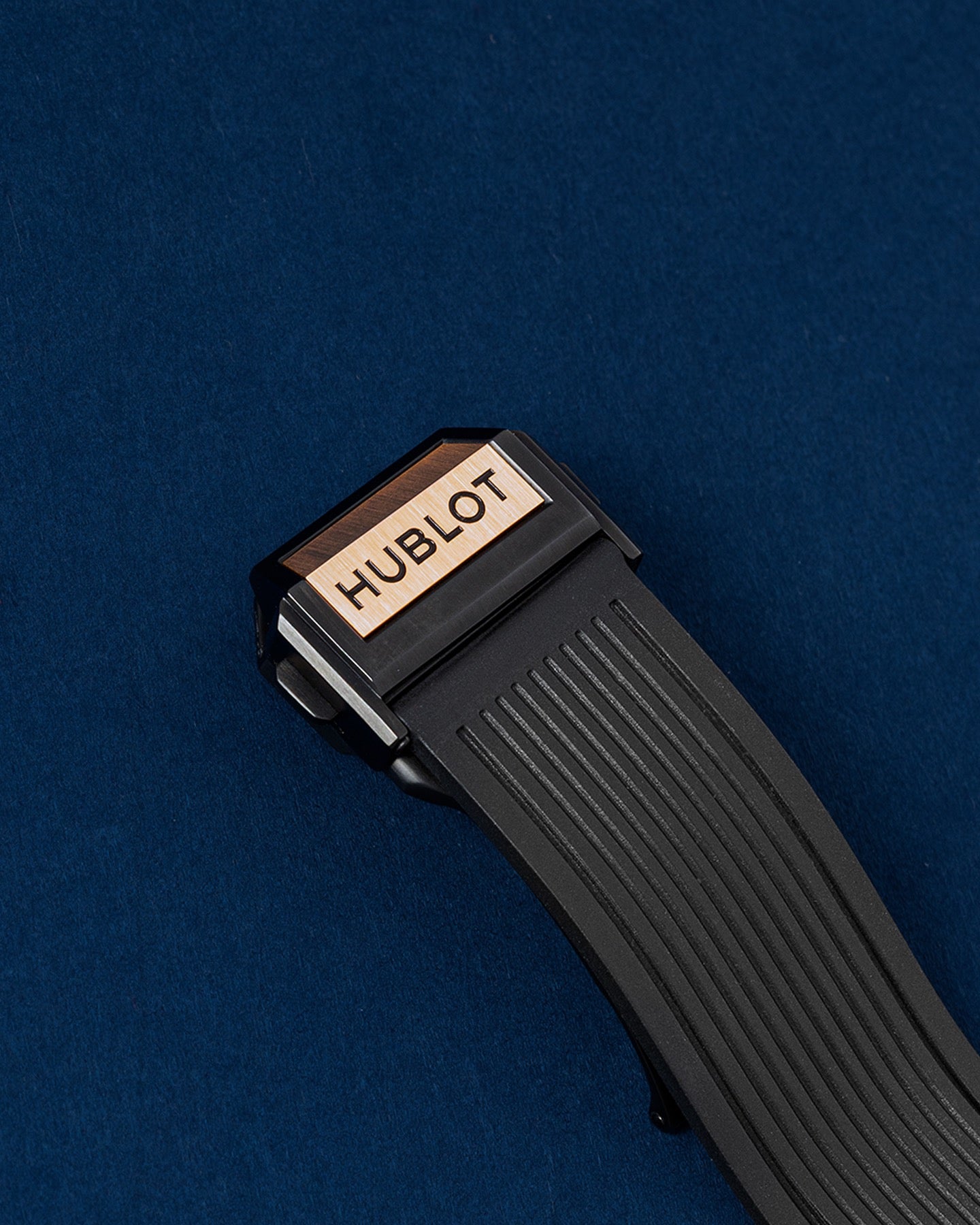 Hublot Big Bang Unico King Gold 421.OM.1180.RX