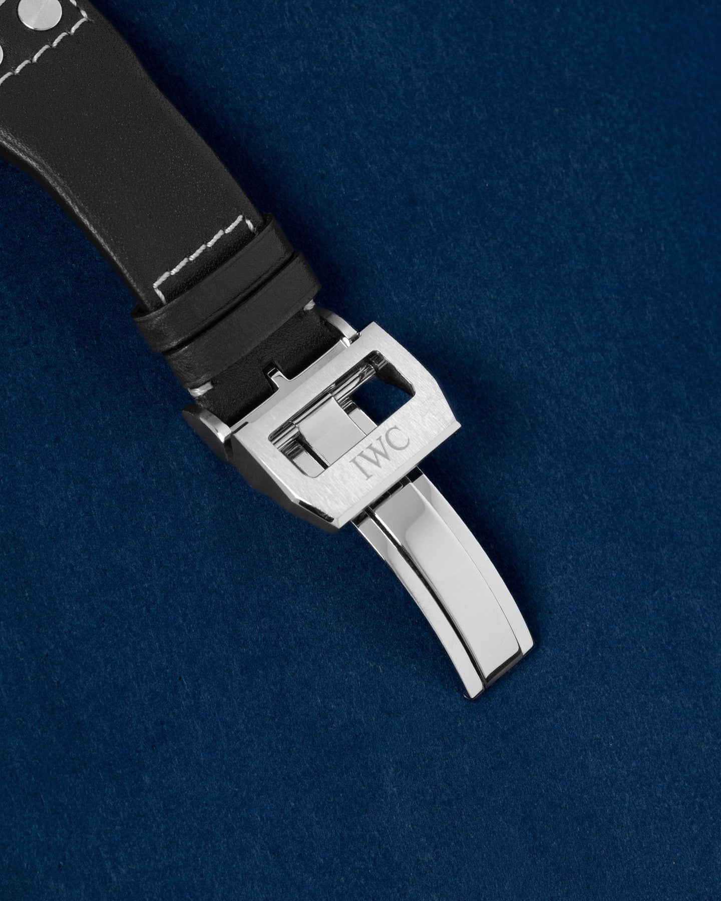 Blue IWC Big Pilot's Watch 43 IW329303 | Grand Caliber Dallas