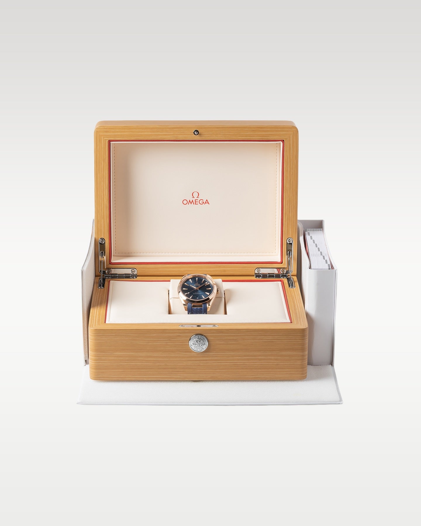 Omega Seamaster Aqua Terra Master Chronometer 220.52.41.21.03.001