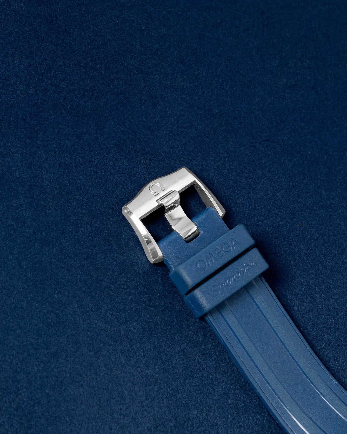 Omega Seamaster Diver 300M 210.32.42.20.03.002 "Summer Blue"