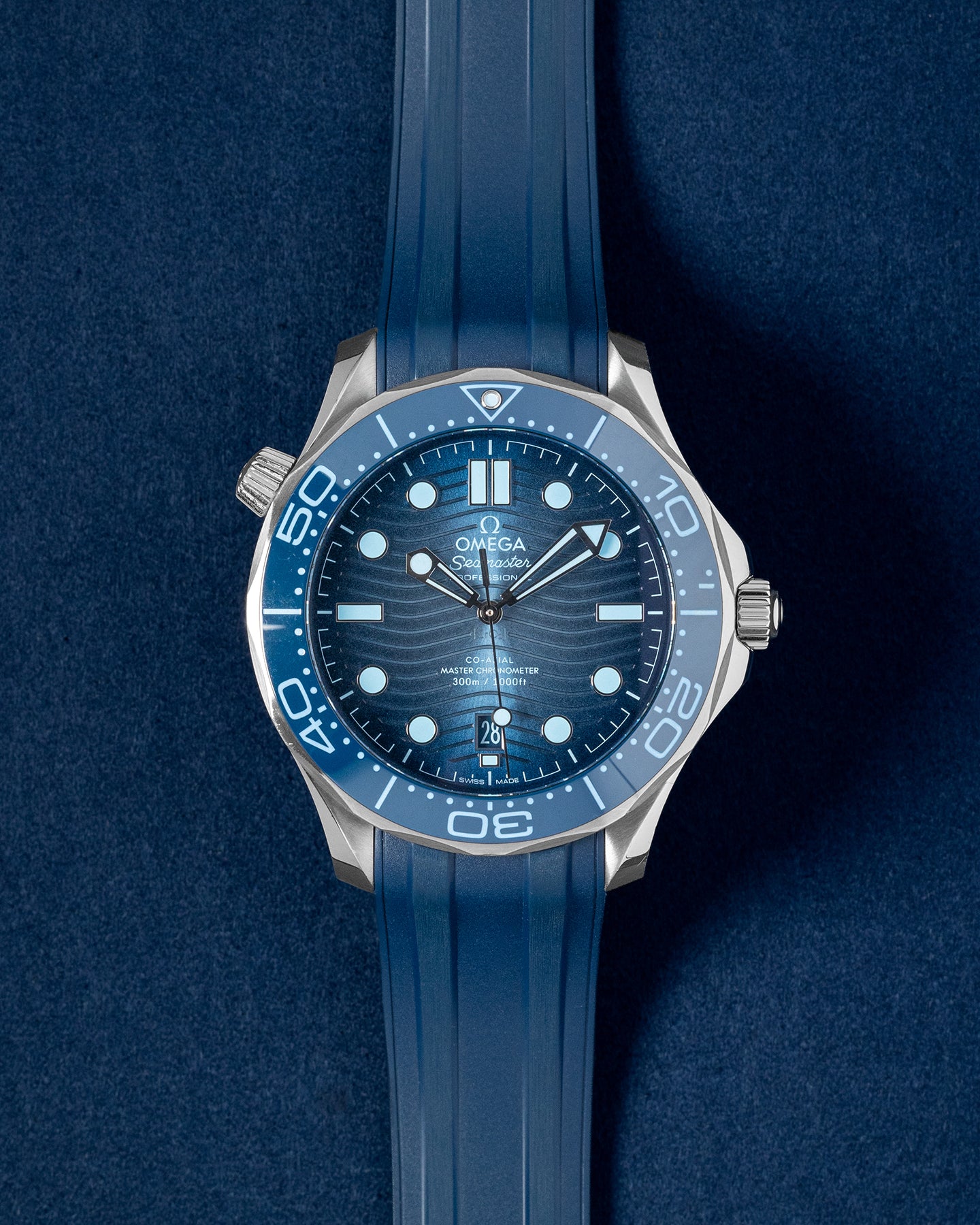 Omega Seamaster Diver 300M 210.32.42.20.03.002 "Summer Blue"