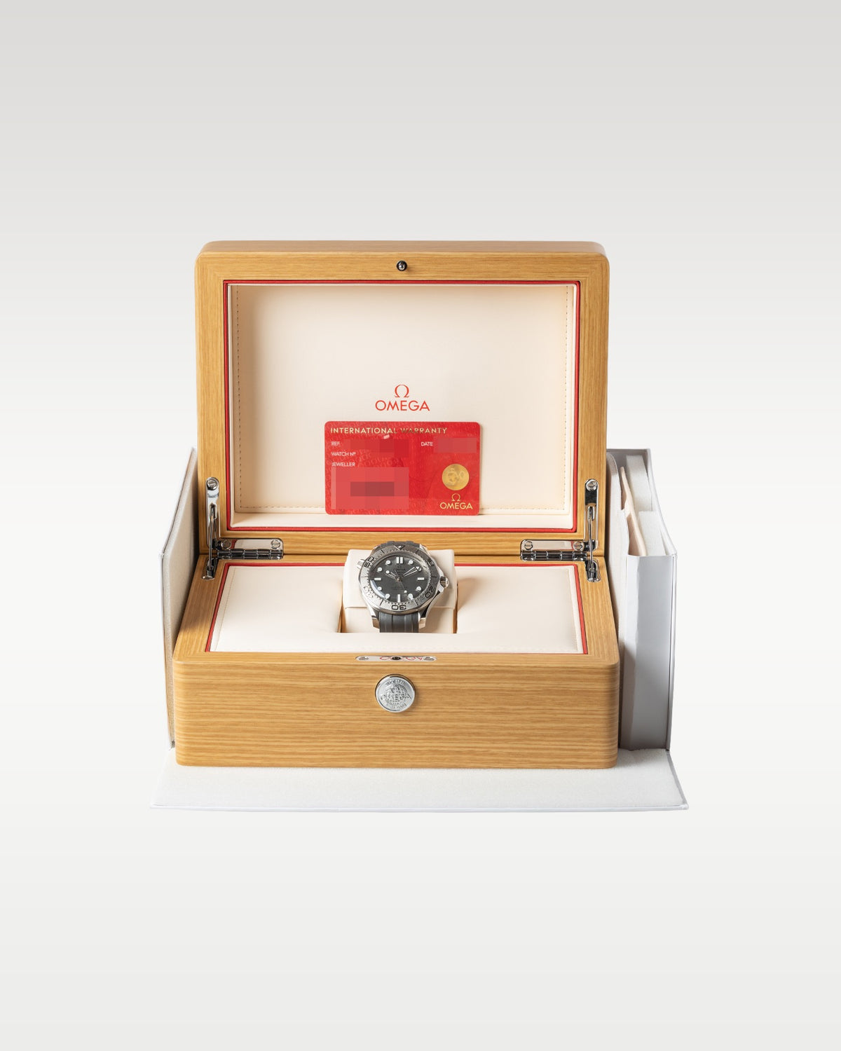 Omega Seamaster Diver 300M 210.32.42.20.06.002