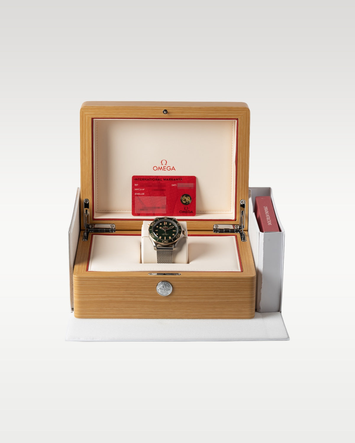 Omega Seamaster Diver 300M 210.90.42.20.10.001
