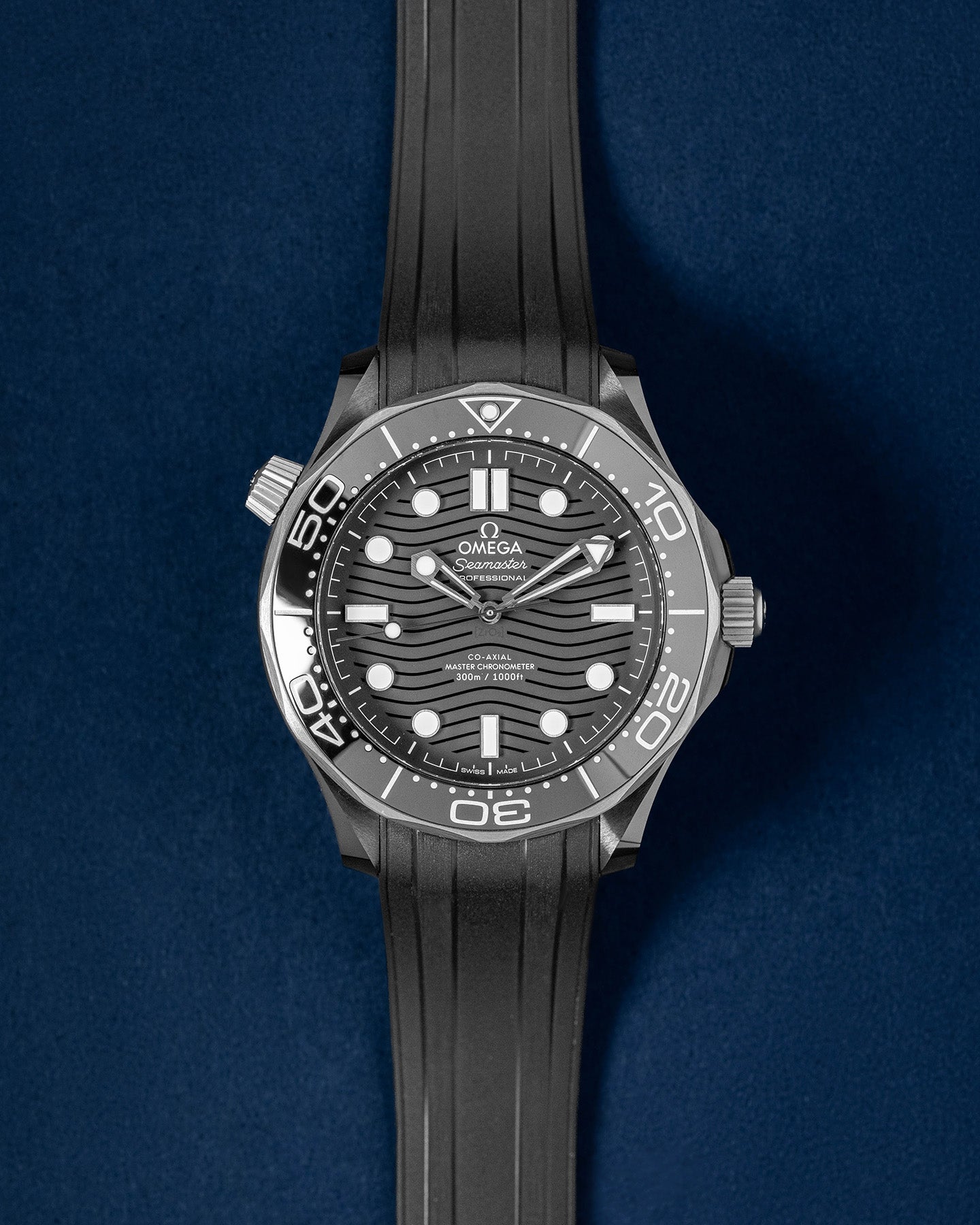 Black Omega Seamaster Diver 300M – Grand Caliber