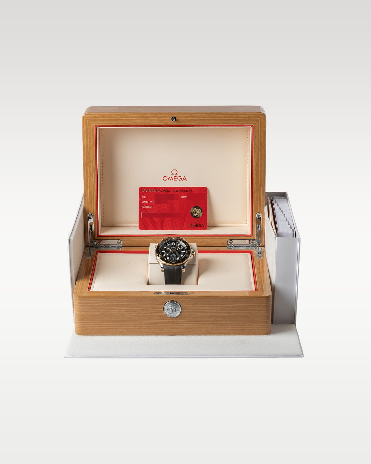 Omega Seamaster Diver 300 M 210.22.42.20.01.001