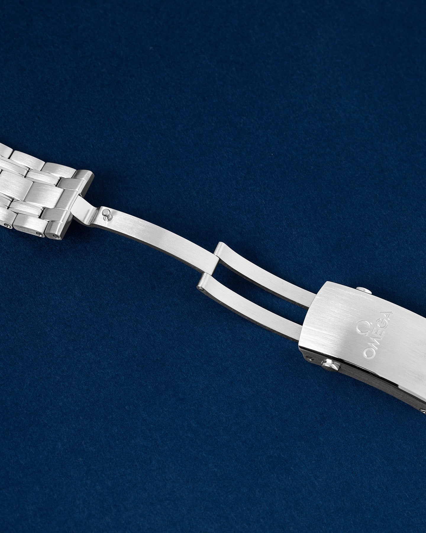 Omega Seamaster Diver 300M 210.30.42.20.04.001 | Grand Caliber Watches