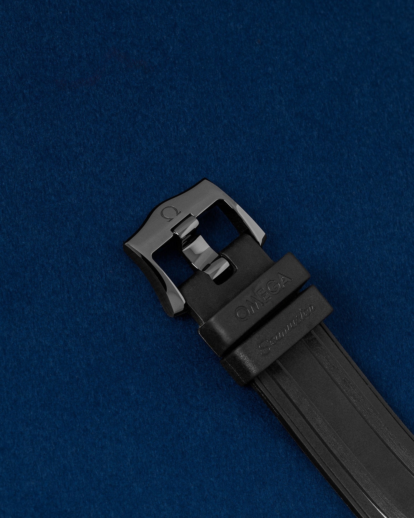 ceramic Omega Seamaster Diver Black Black 210.92.44.20.01.003 | grand caliber