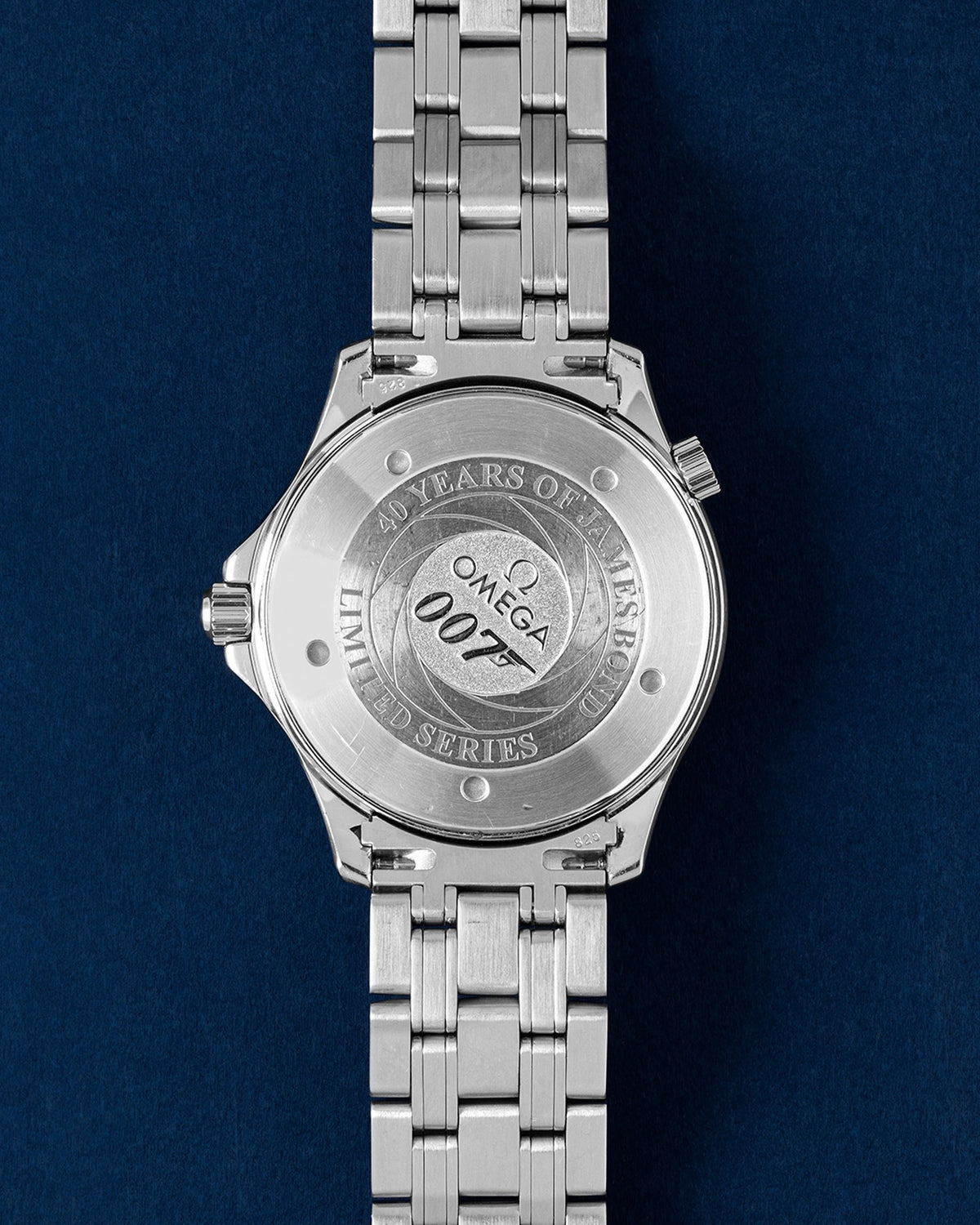 Omega Seamaster James Bond 2537.80