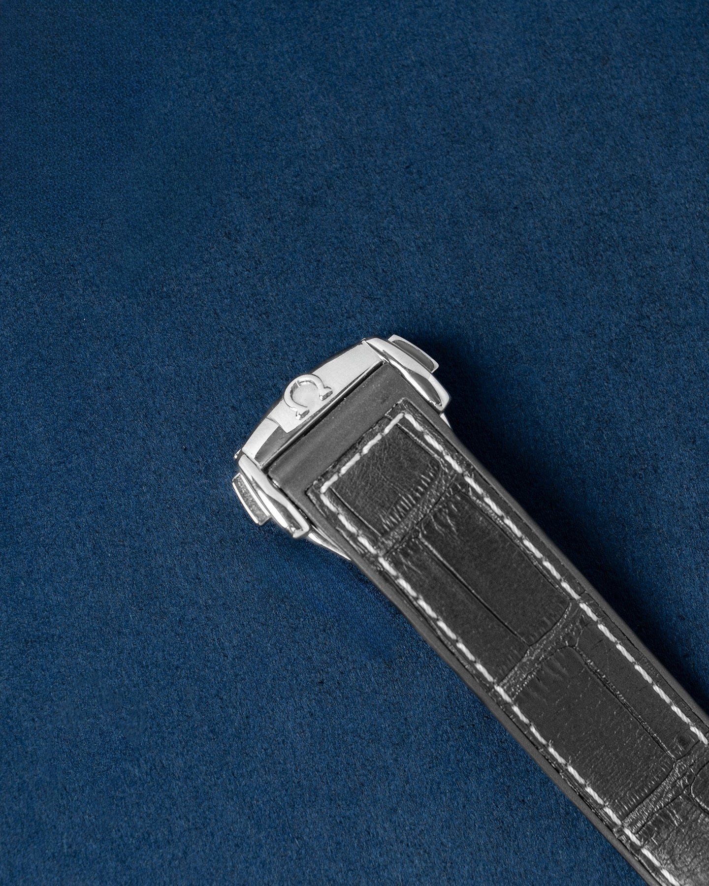 Omega Seamaster Planet Ocean 215.30.40.20.01.001