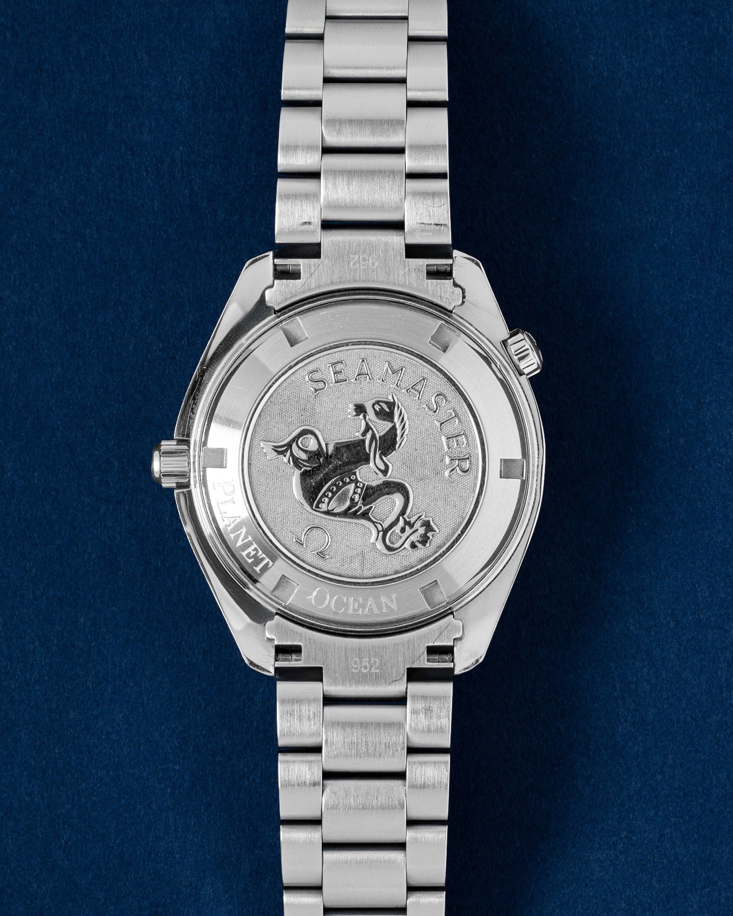 Omega Seamaster Planet Ocean 2201.51.00 | Grand Caliber Watches