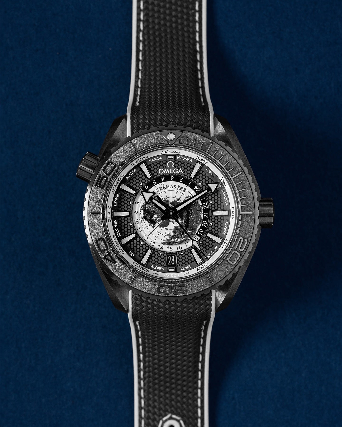 Omega Seamaster Planet Ocean 600M 215.92.46.22.01.007