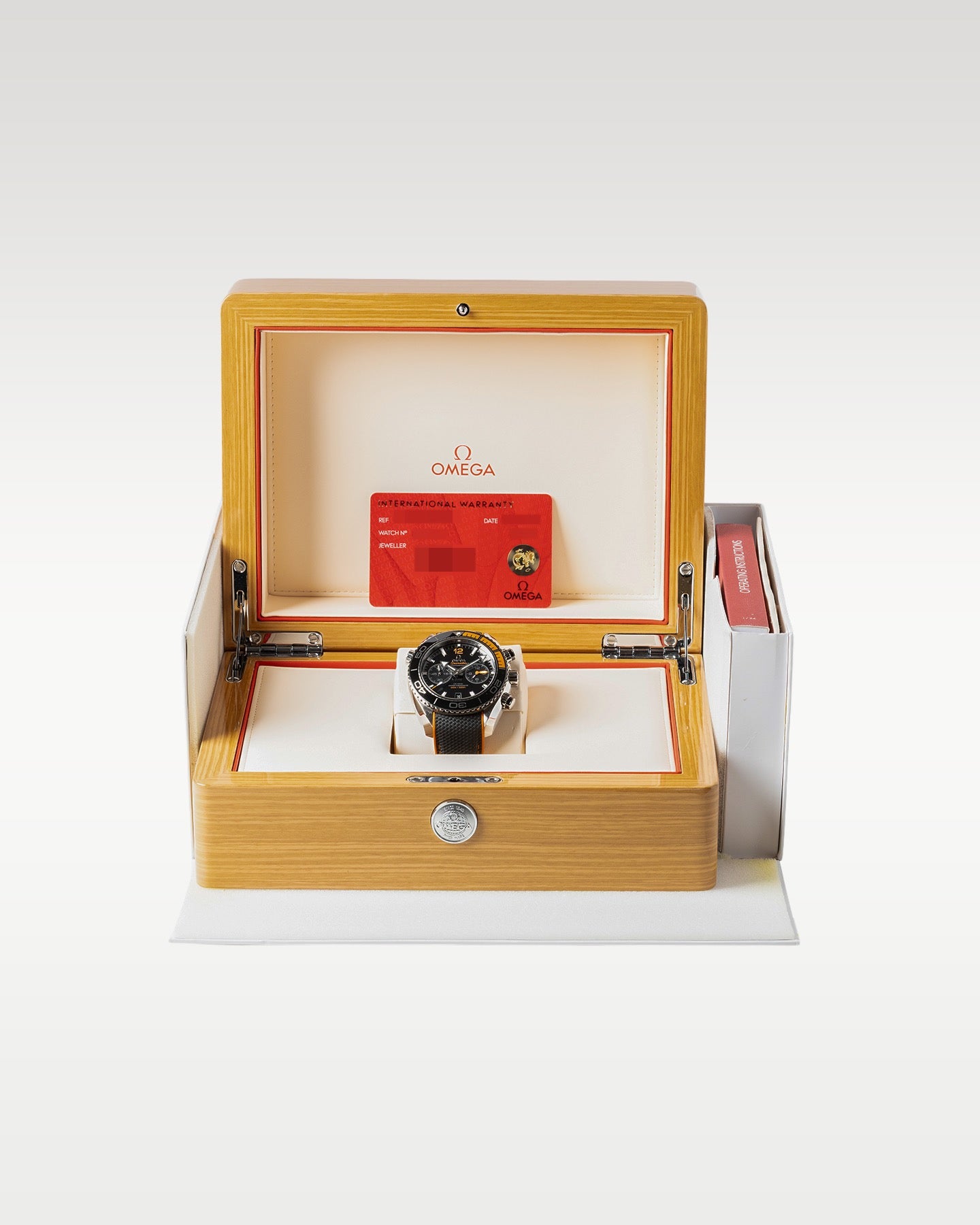 Omega Seamaster Planet Ocean Chronograph 215.32.46.51.01.001