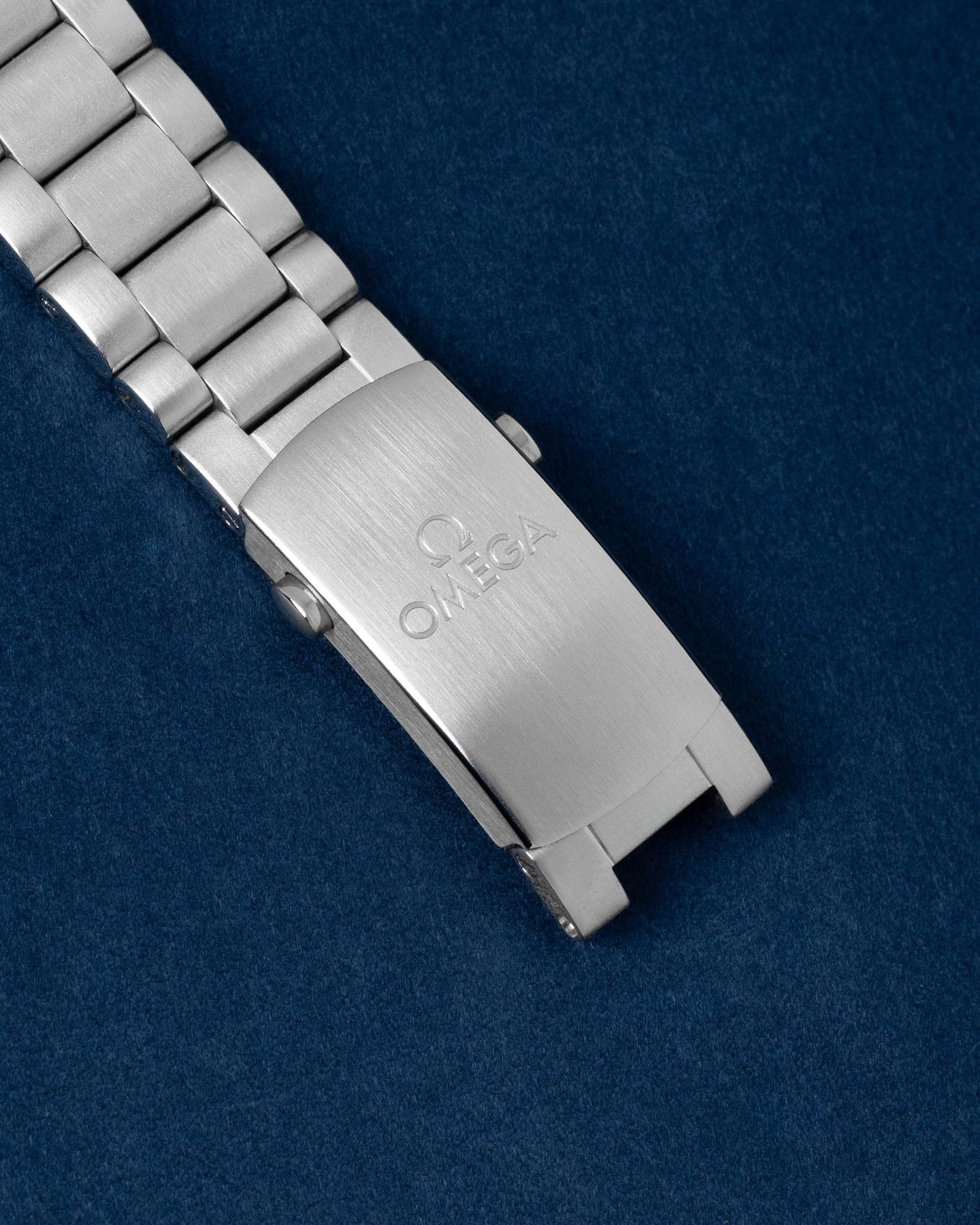 Omega Seamaster Planet Ocean GMT 23230442201002 | Grand Caliber