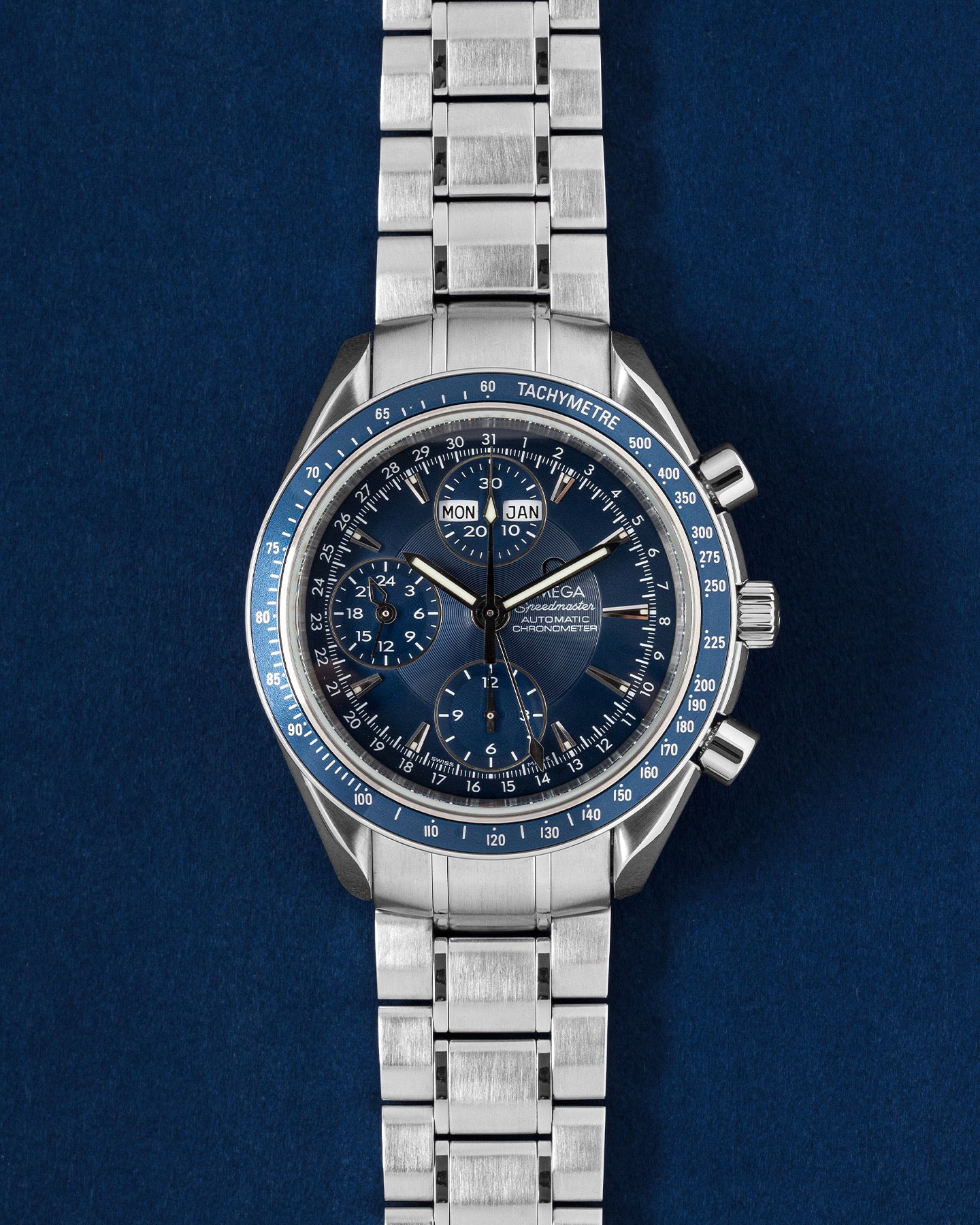 Omega Speedmaster Day-Date 32228000