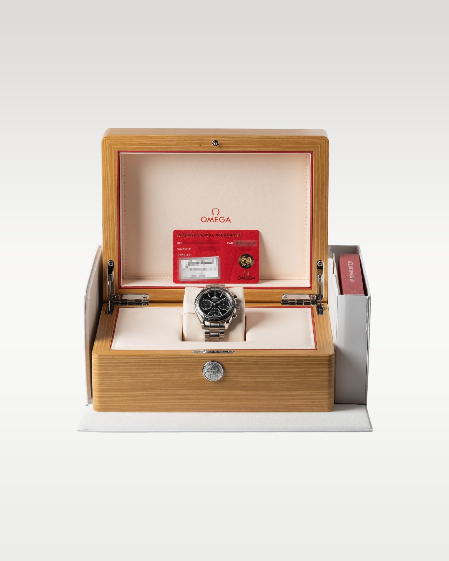 Omega Speedmaster Racing 326.30.40.50.01.001