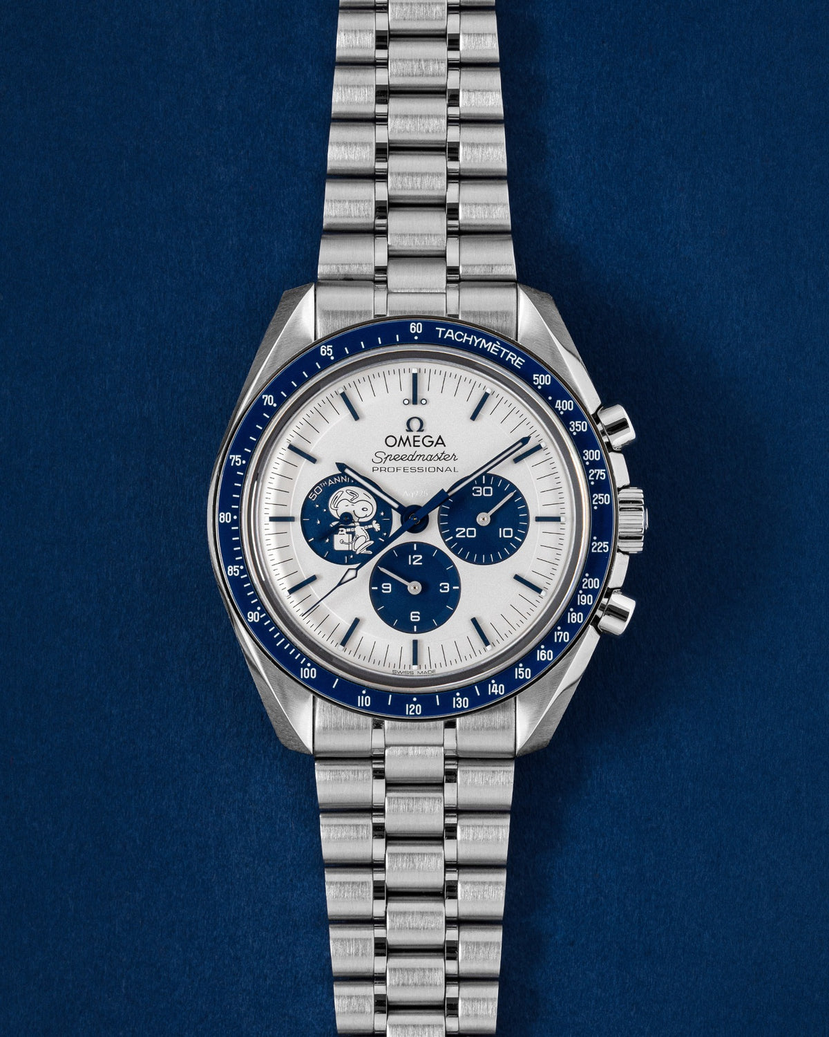 Omega Speedmaster 'Silver Snoopy Award' 310.32.42.50.02.001