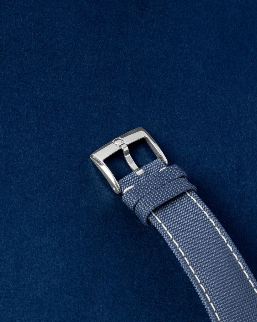 Omega Speedmaster "Snoopy" 310.32.42.50.02.001