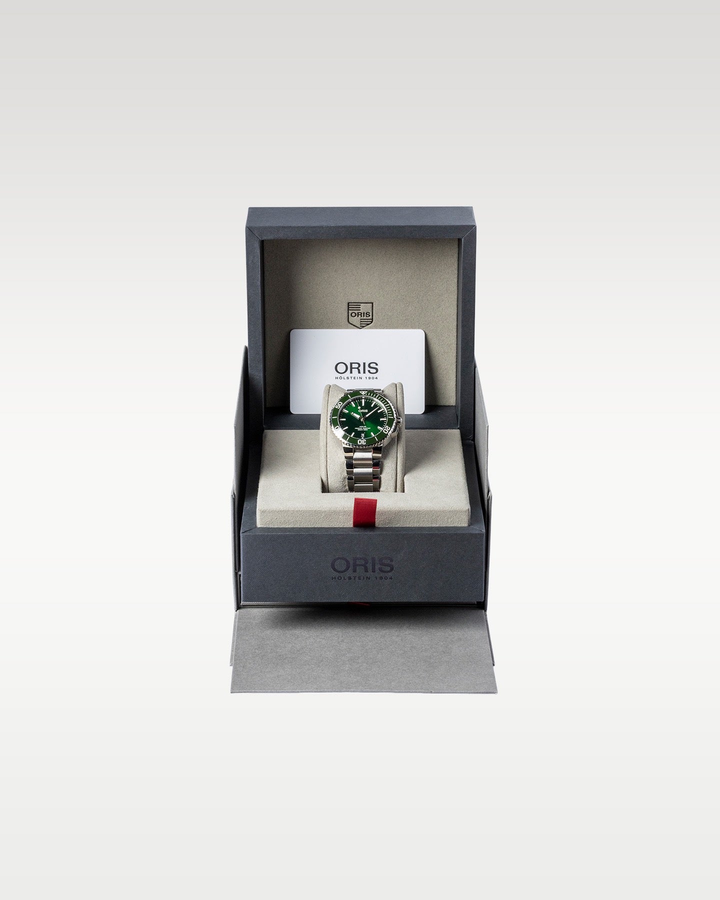 Green Oris Aquis Date 0173377324157 | Grand Caliber Dallas, Texas