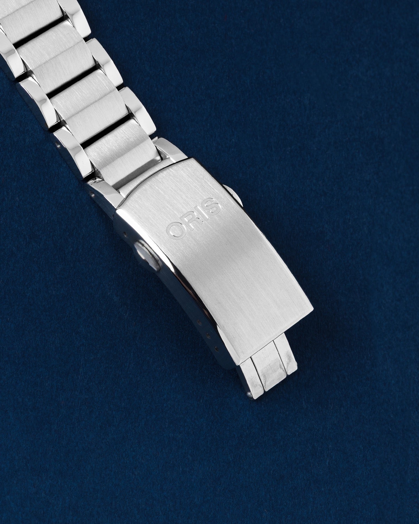Oris Aquis Date Upcycle 0173377664150