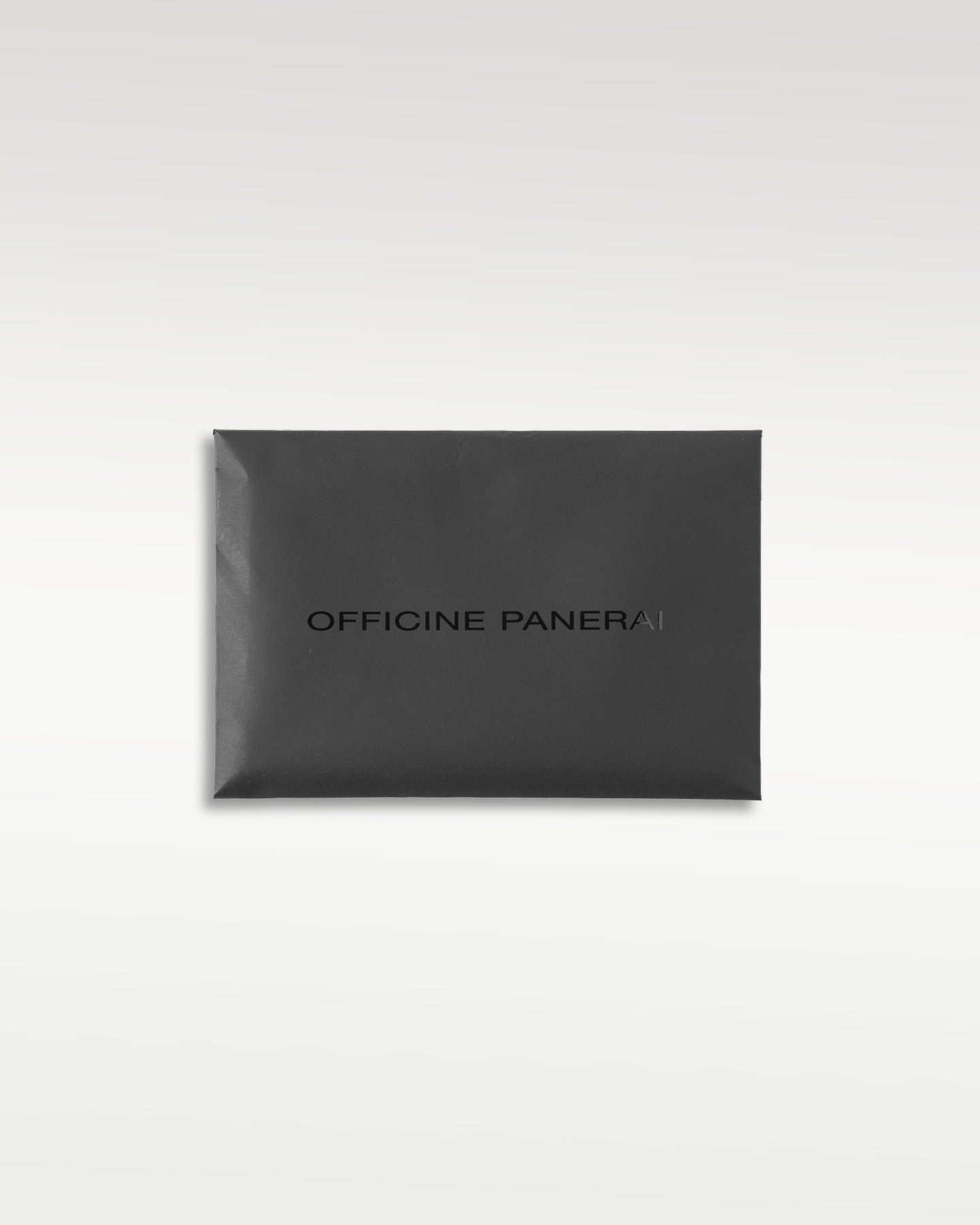 Panerai Luminor 1950 3 Days GMT Automatic Pam01535