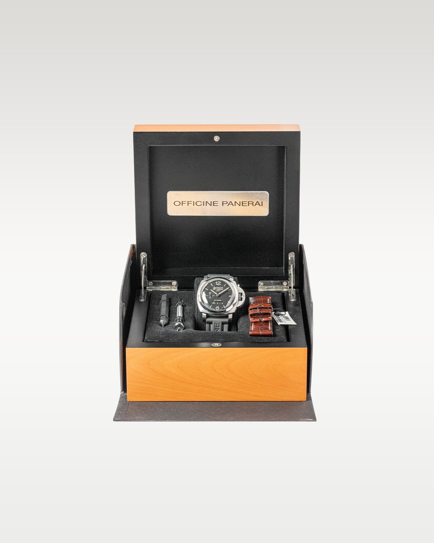Panerai Luminor 1950 10 Days GMT PAM00270