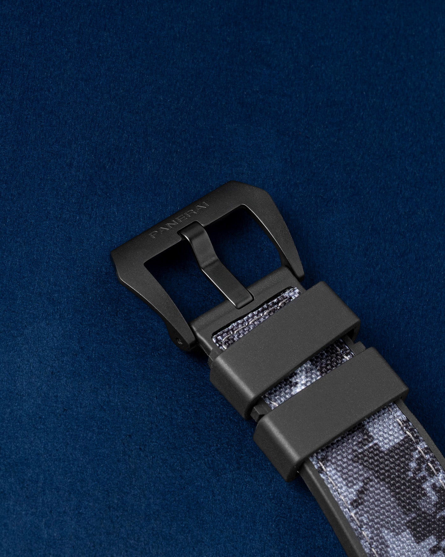 Panerai Luminor Chrono Carbotech Navy Seals PAM01419